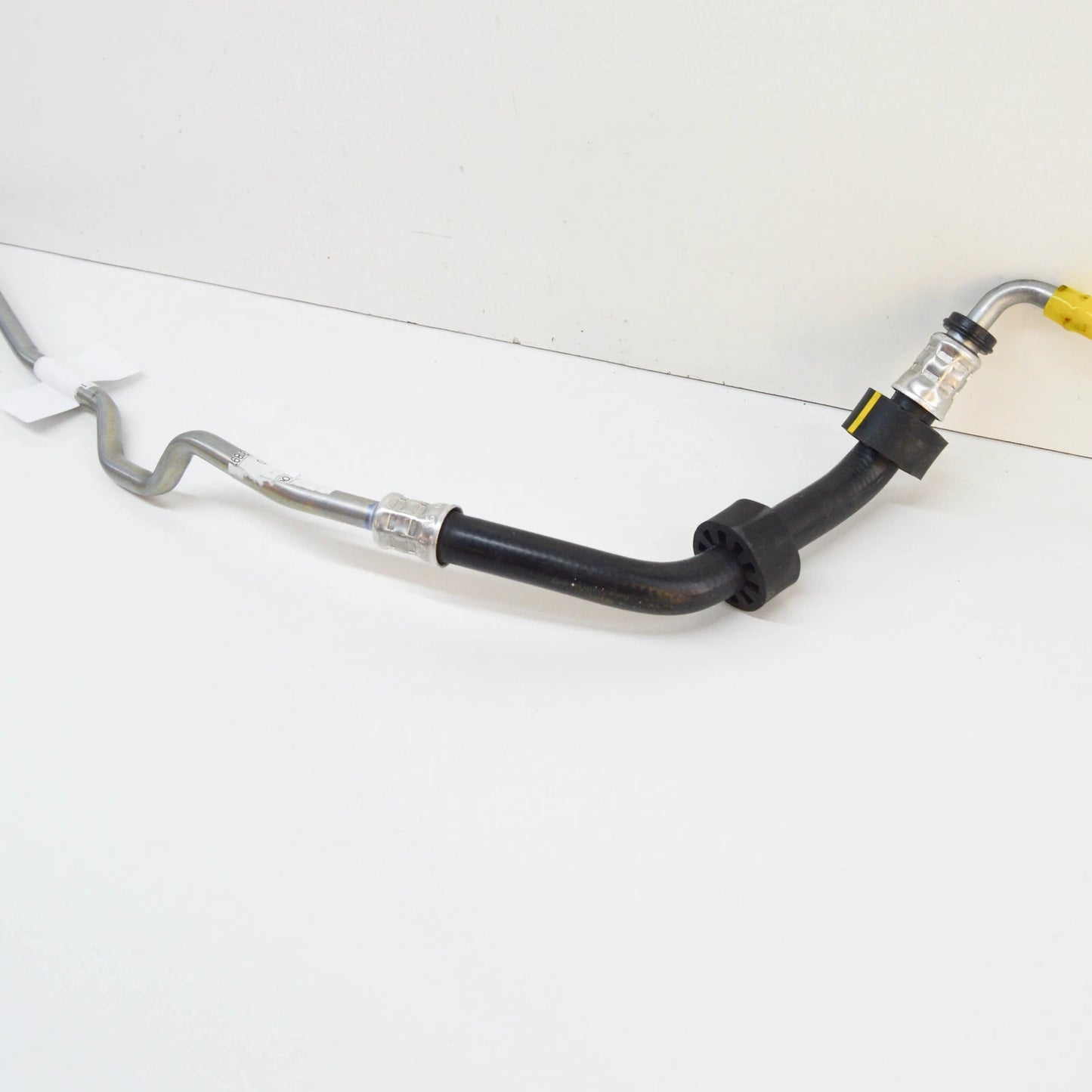 NEW MB GLC C253 TRANSMISSION COOLING OIL RETURN LINE A6511808330 ORIGINAL