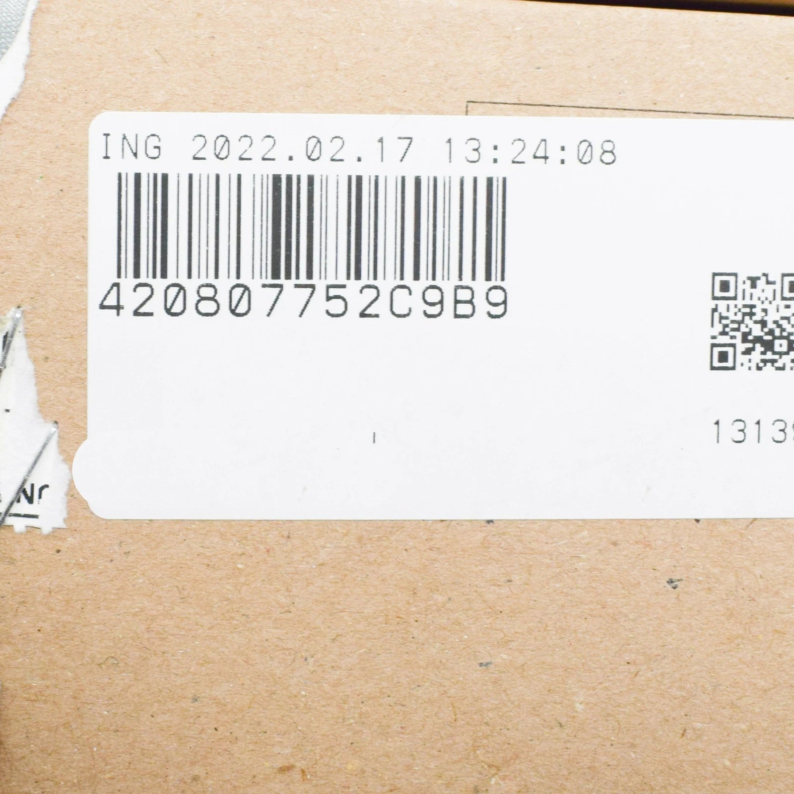 NEW AUDI R8 42 FRONT BUMPER RIGHT END CAP 420807752C9B9 ORIGINAL