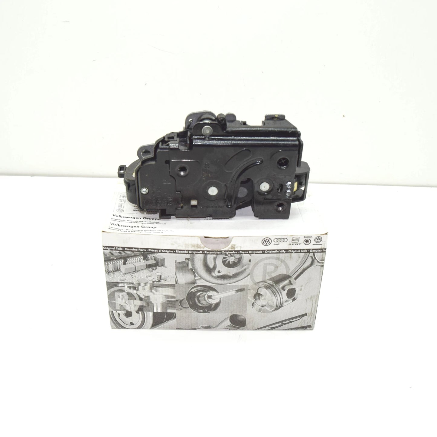 NEW VW TRANSPORTER VI T6 FRONT RIGHT DOOR LOCK RHD 3B2837016S ORIGINAL