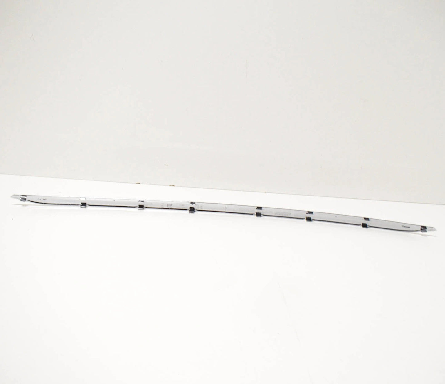 NEW BMW 3 TOURING F31 REAR BUMPER CENTER CHROME TRIM STRIP 51127289755 ORIGINAL