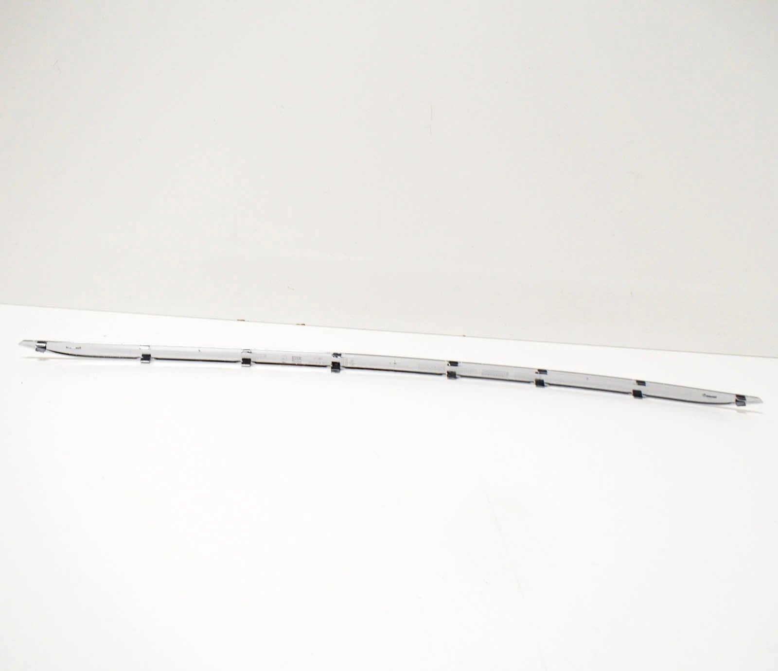 NEW BMW 3 TOURING F31 REAR BUMPER CENTER CHROME TRIM STRIP 51127289755 ORIGINAL