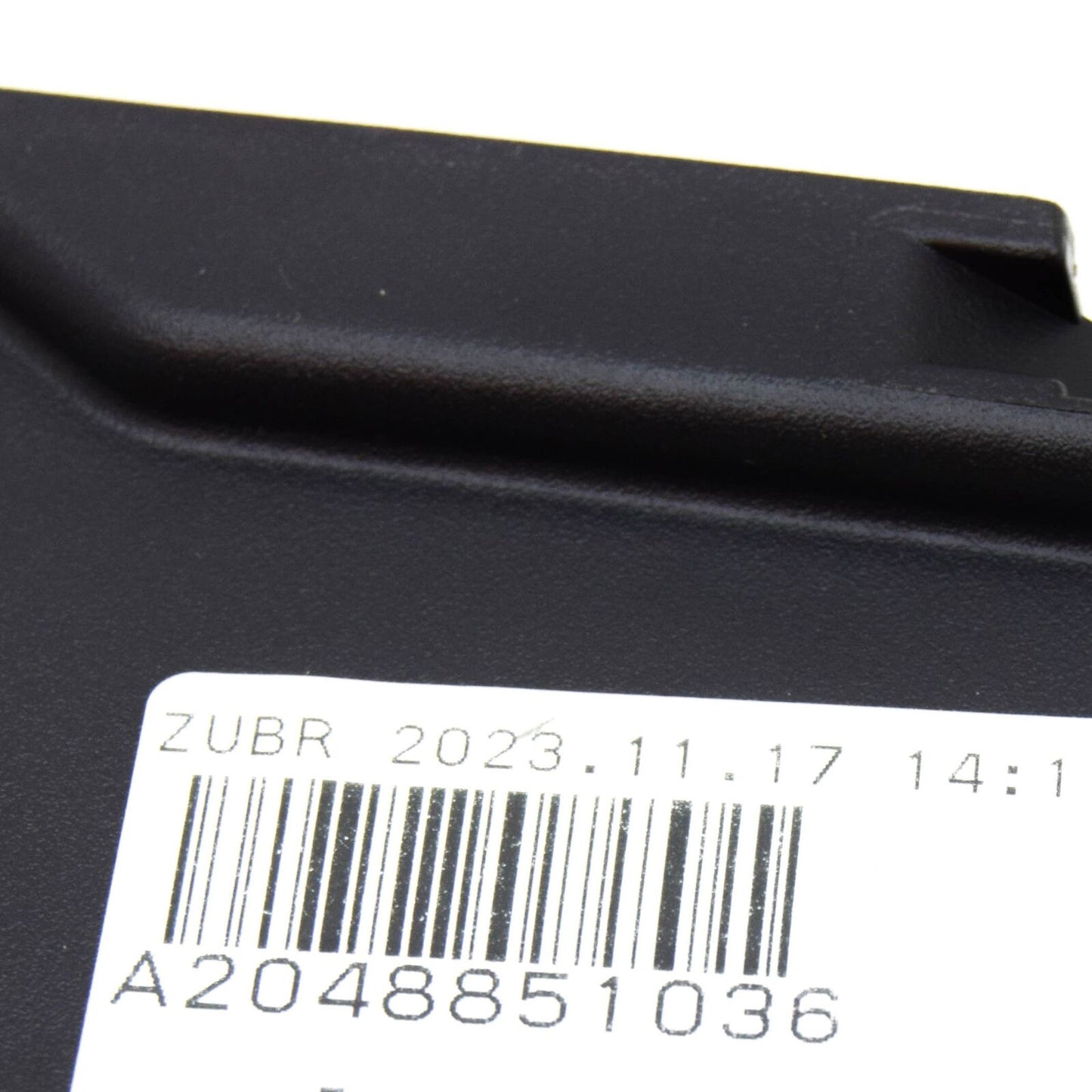 NEW MB GLK X204 FRONT RADIATOR GRILLE BRACKET RIGHT A2048851036 ORIGINAL