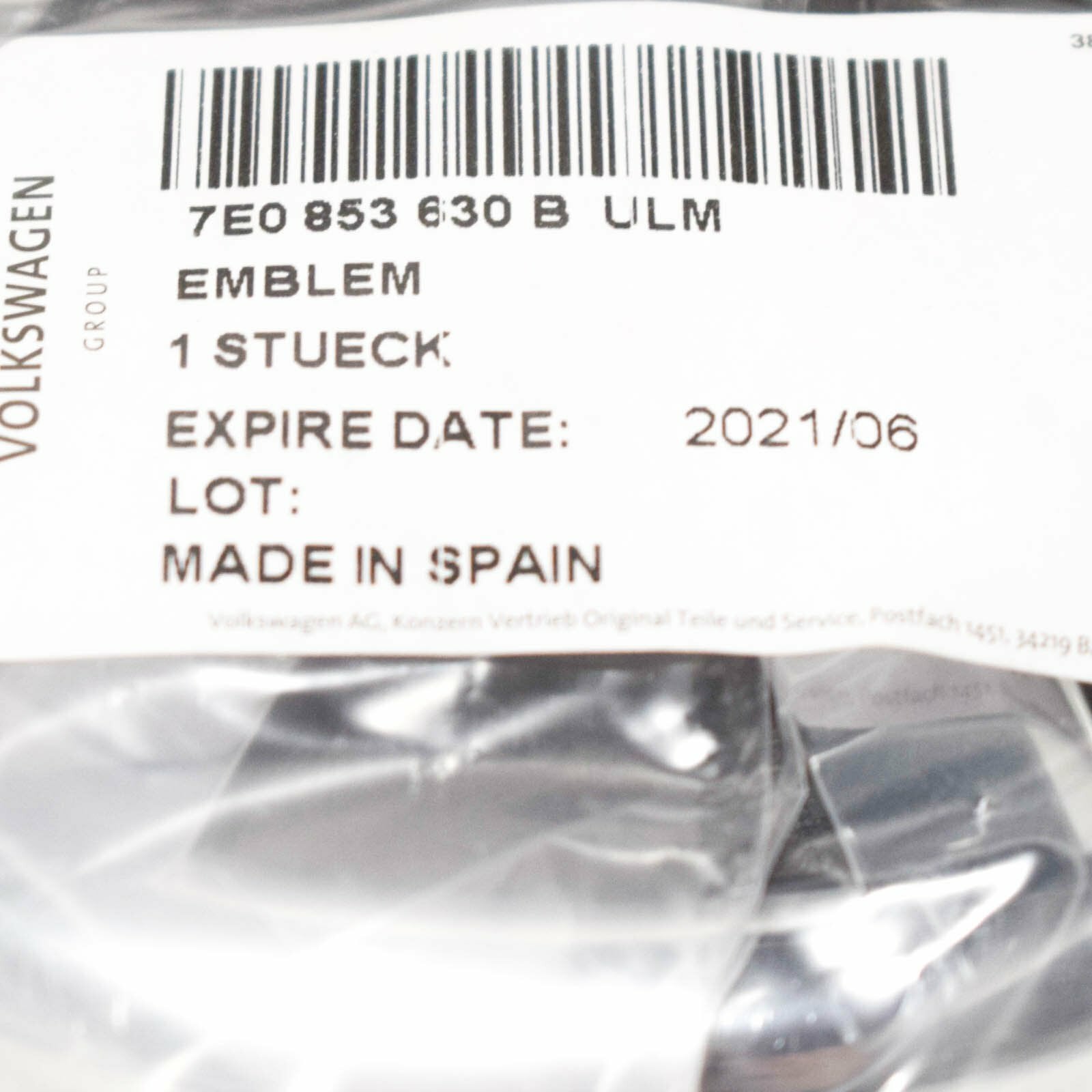 NEW VOLKSWAGEN TRANSPORTER T5 REAR LID BADGE 7E0853630BULM ORIGINAL