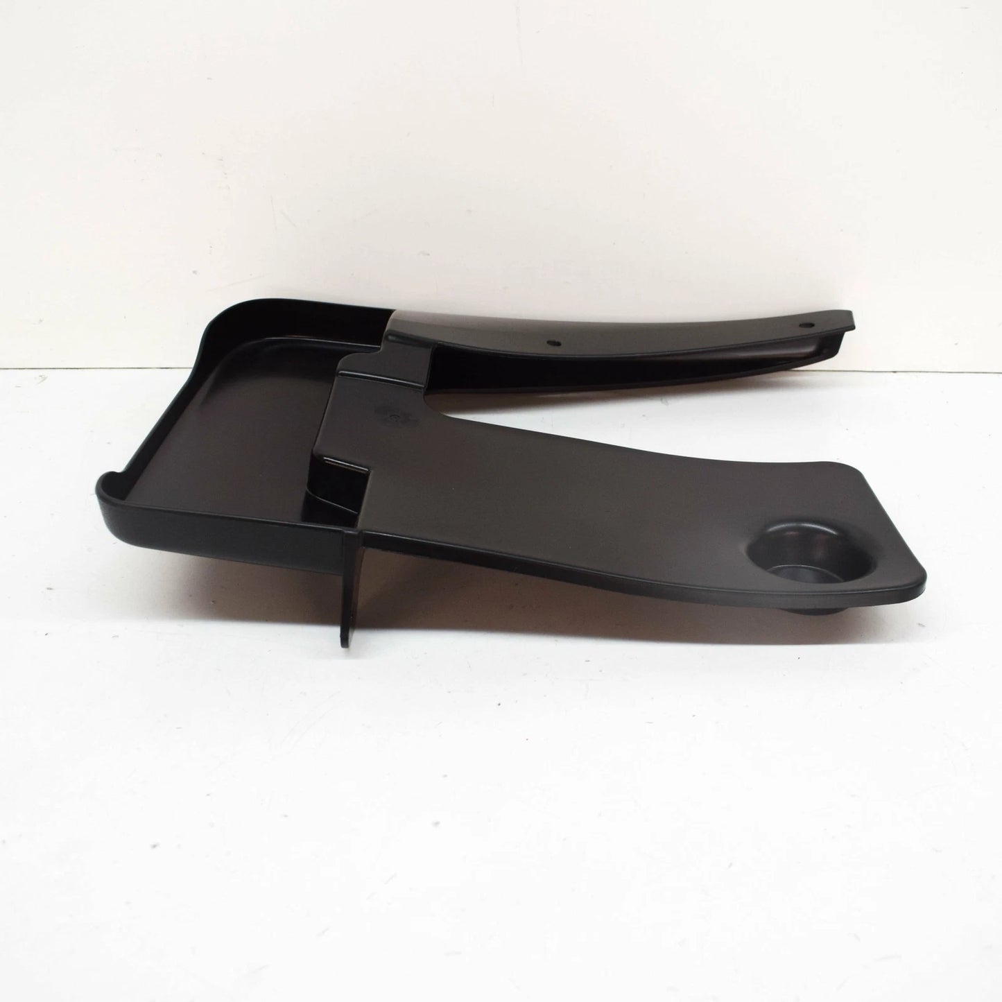 NEW MERCEDES-BENZ SPRINTER W907 FRONT RIGHT MUD FLAP A91088901009051