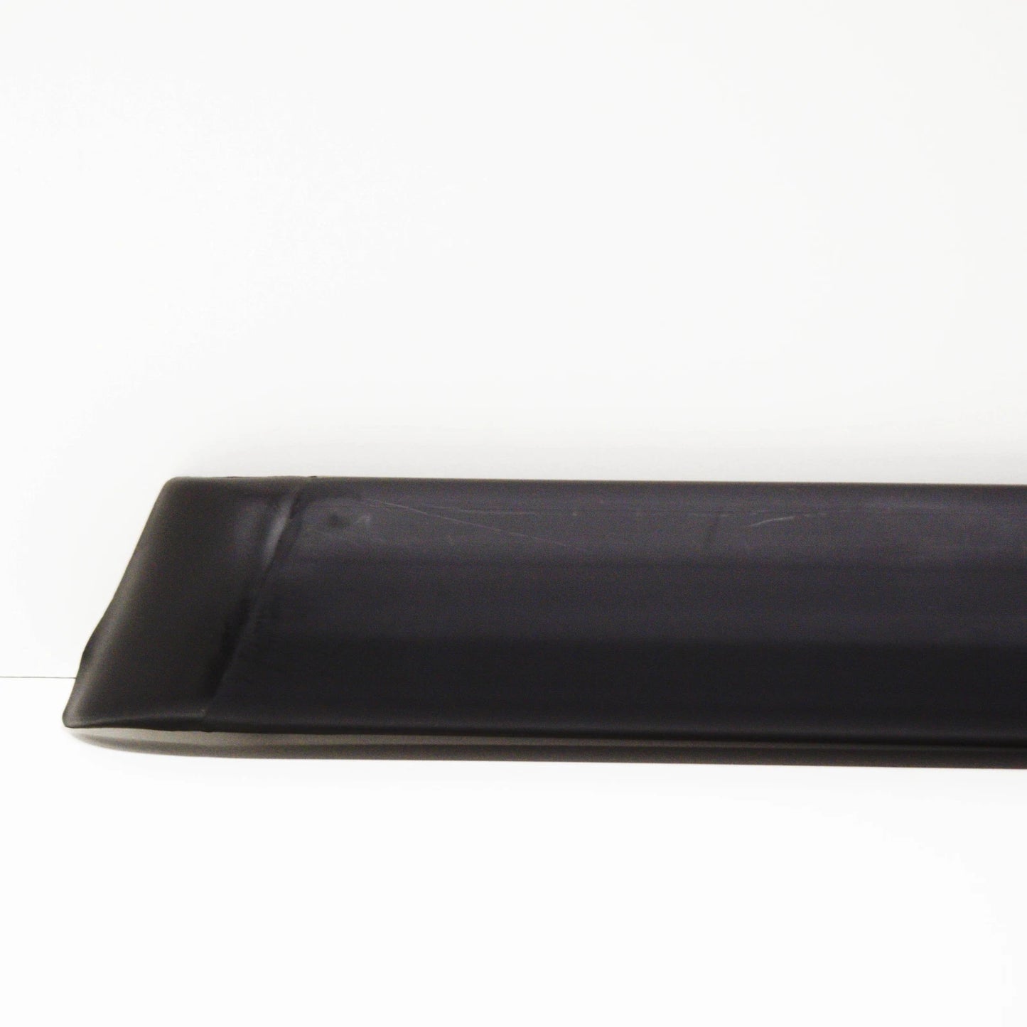 NEW BMW 5 E28 FRONT BUMPER RIGHT RUBBER STRIP 51111868102 1868102 ORIGINAL