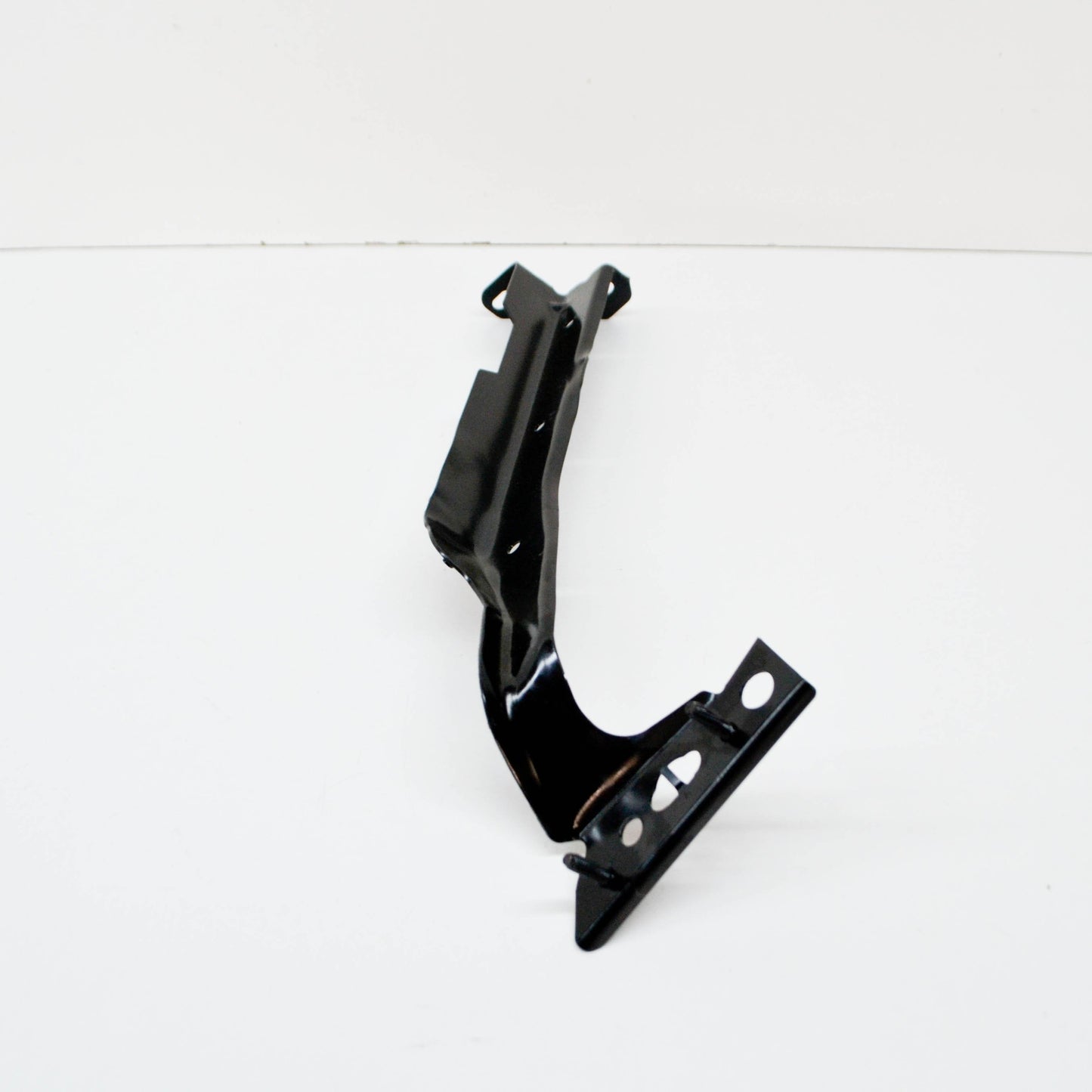 NEW AUDI A4 B8 FRONT LEFT FENDER LOWER BRACE 8K0821135H ORIGINAL