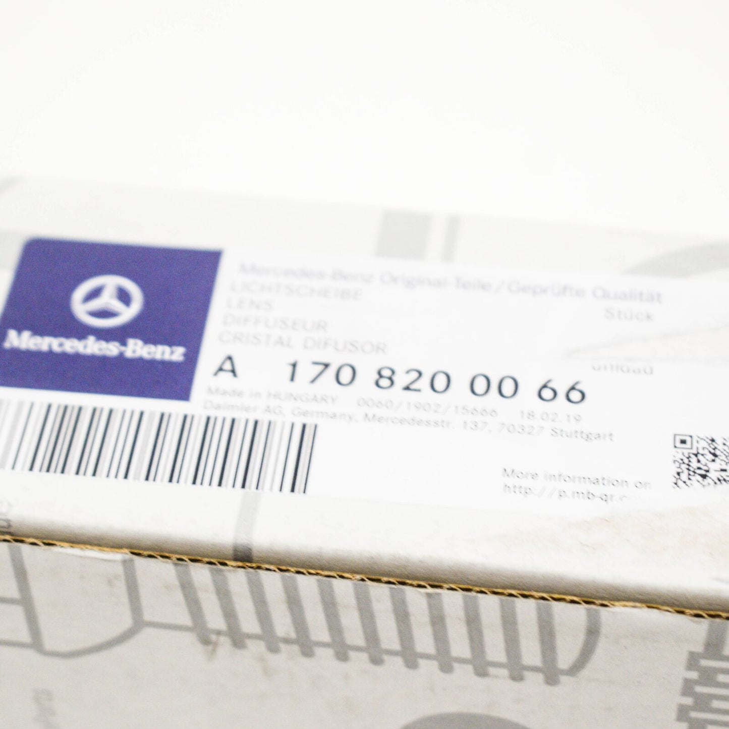 NEW MERCEDES-BENZ CLK C208 THIRD BRAKE STOP LIGHT A1708200066 ORIGINAL