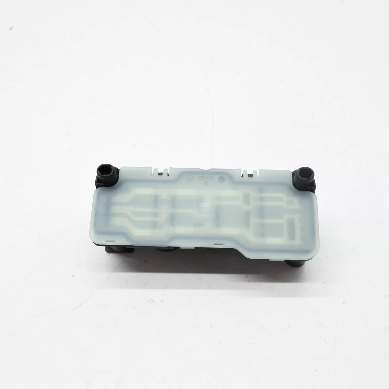 NEW MERCEDES-BENZ E W213 POWER DISTRIBUTION BOX A0005459712 ORIGINAL