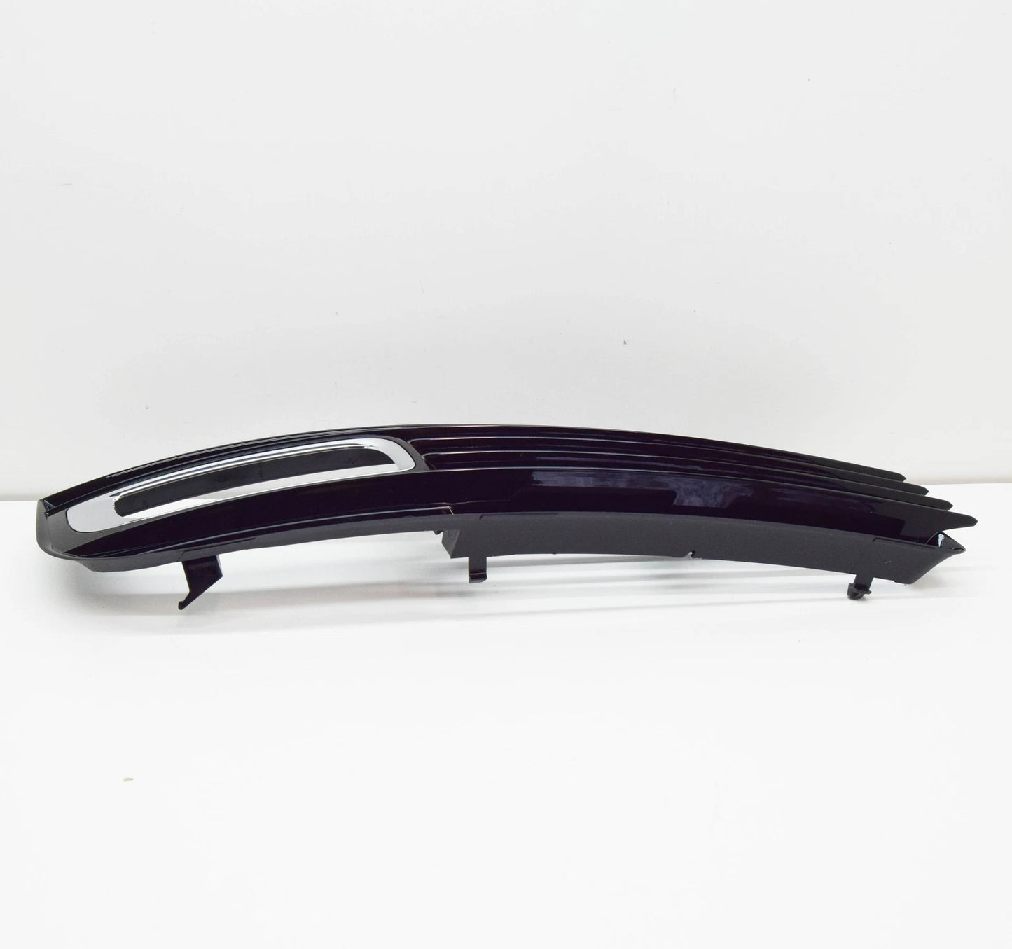 NEW AUDI A8 D3 FRONT BUMPER RIGHT AIR GUIDE GRILLE 4E0807680A ORIGINAL