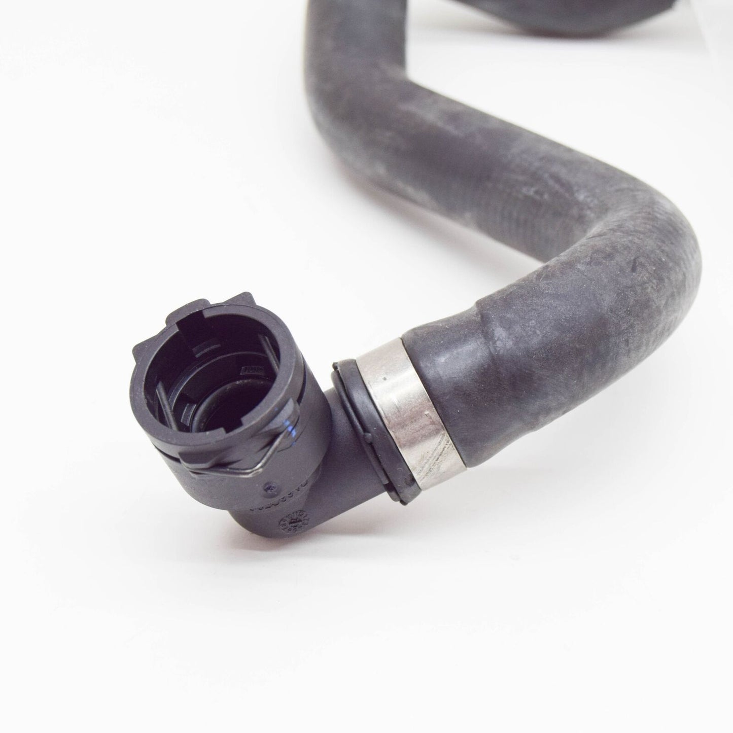 NEW MB GLA X156 ENGINE TO HEAT EXCHANGER MOLDED HOSE A2468303296 ORIGINAL