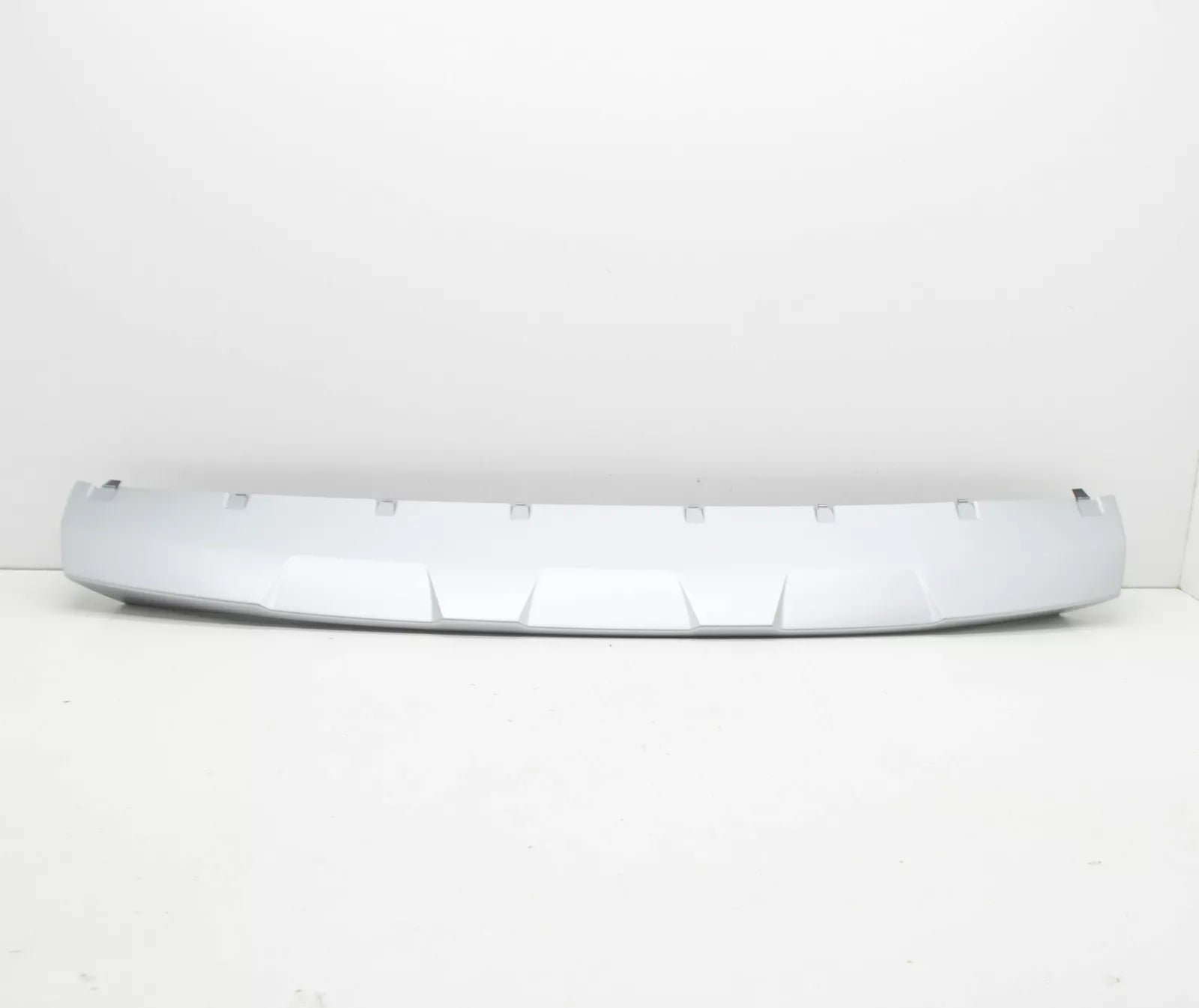 NEW BMW X1 F48 FRONT BUMPER TRIM 51117954213 ORIGINAL