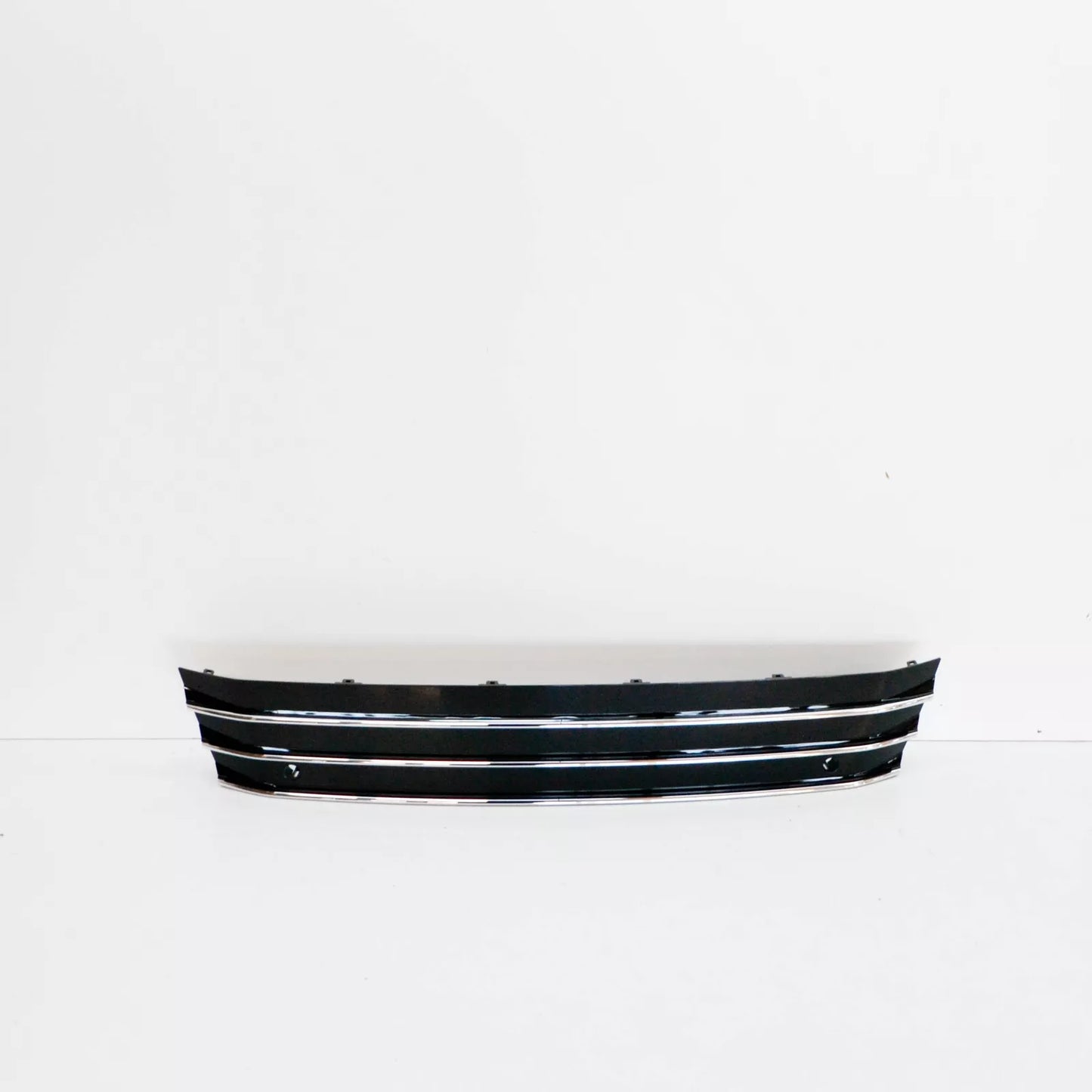 NEW AUDI A7 SPORTBACK 4G8 FRONT LICENSE PLATE HOLDER 4G8807287JT94 ORIGINAL