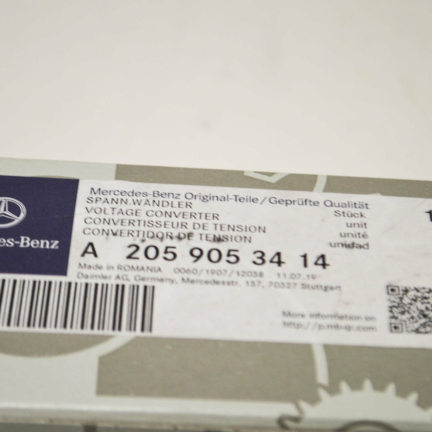 NEW MERCEDES-BENZ E W213 VOLTAGE CONVERTER A2059053414 ORIGINAL