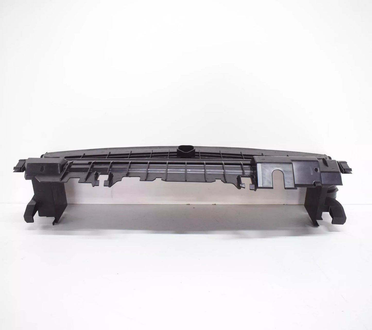 NEW MERCEDES BENZ E W212 LOWER AIR BAFFLE A2125050430 ORIGINAL