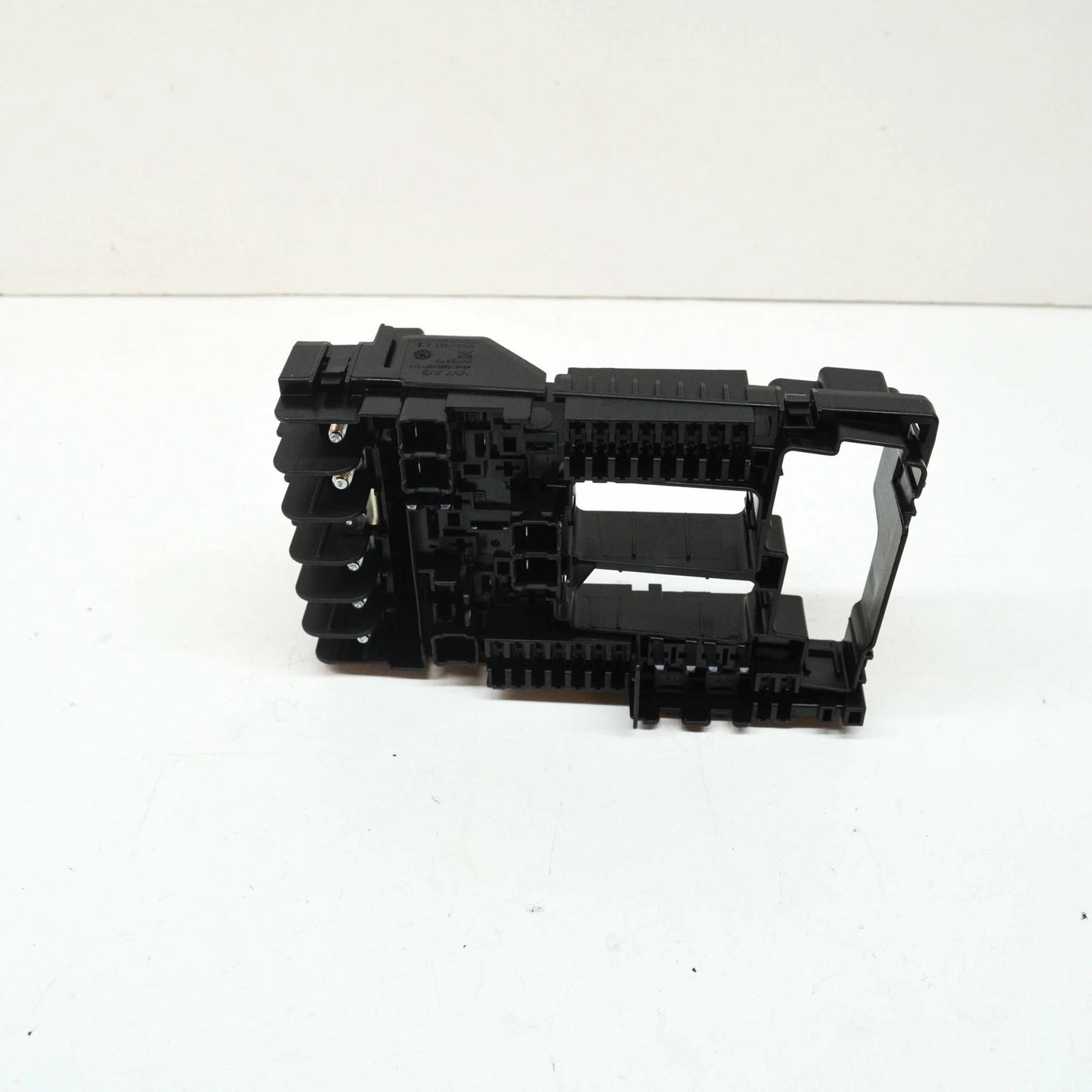 NEW AUDI A3 CABRIO 8V LEFT SIDE FUSE BOX HOLDER 5Q0937125H