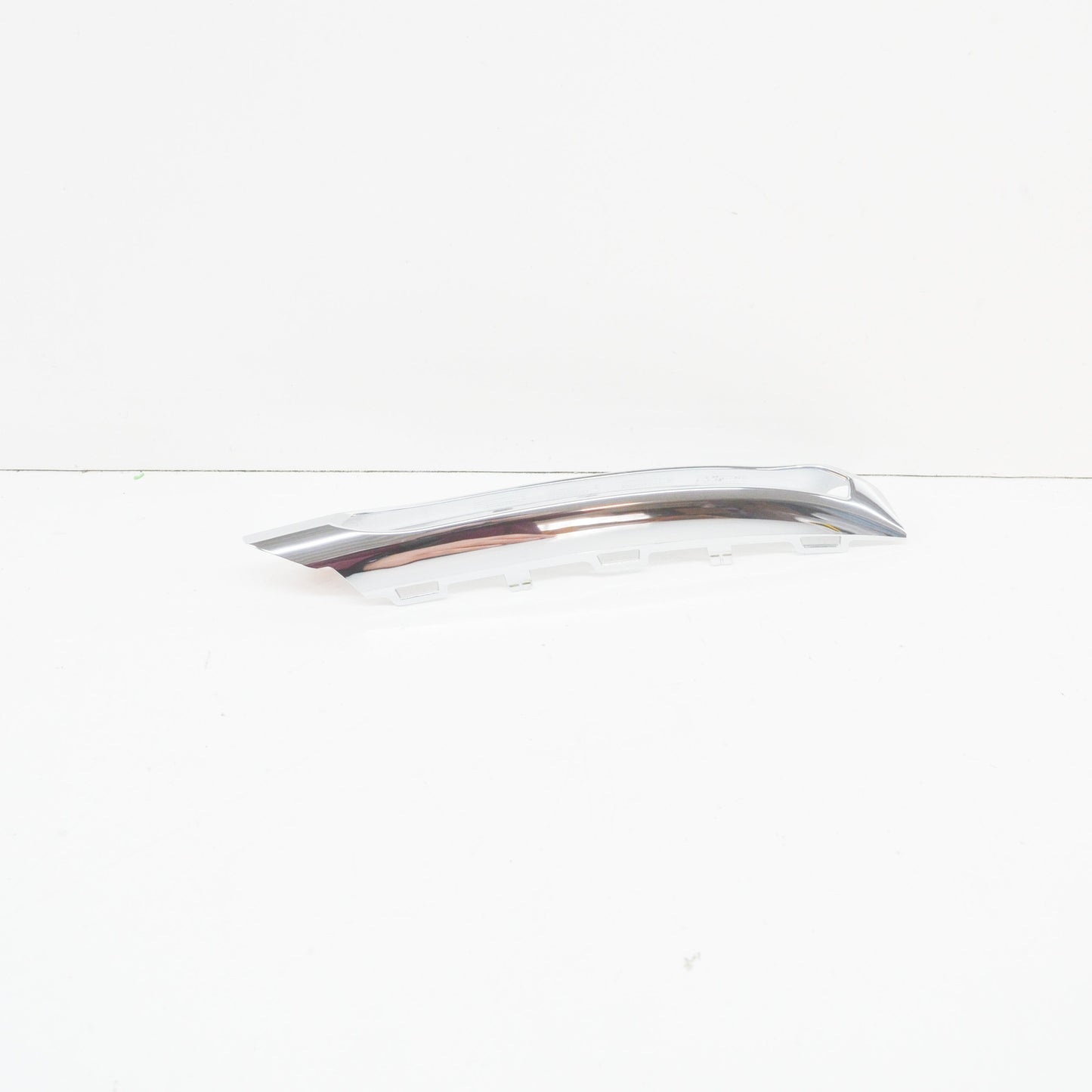 NEW MERCEDES-BENZ E-CLASS COUPE C207 FRONT LEFT BUMPER COVER A2078850474