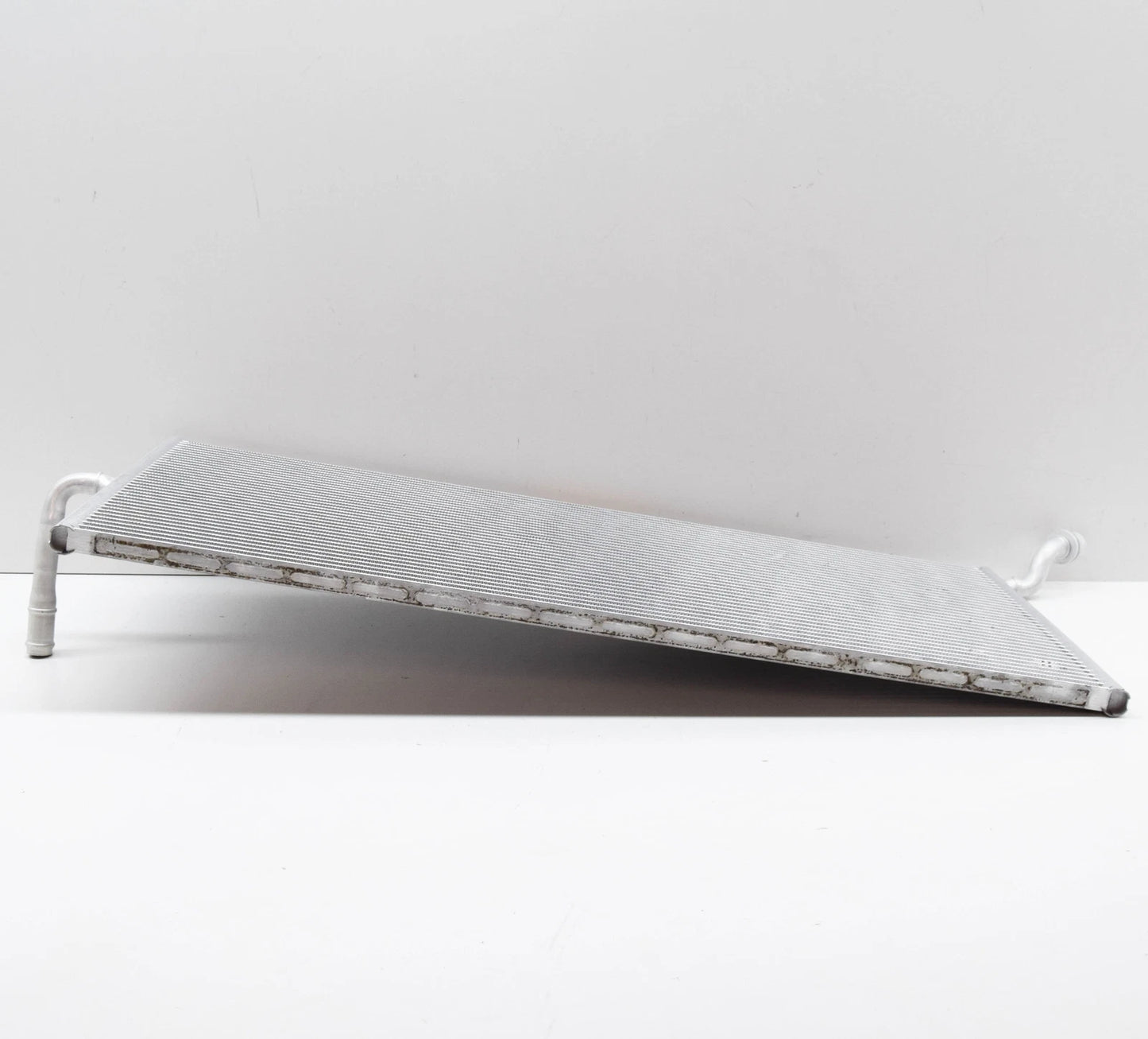 NEW MERCEDES-BENZ SLK R172 ENGINE LOW TEMPERATURE RADIATOR A1725000003 ORIGINAL