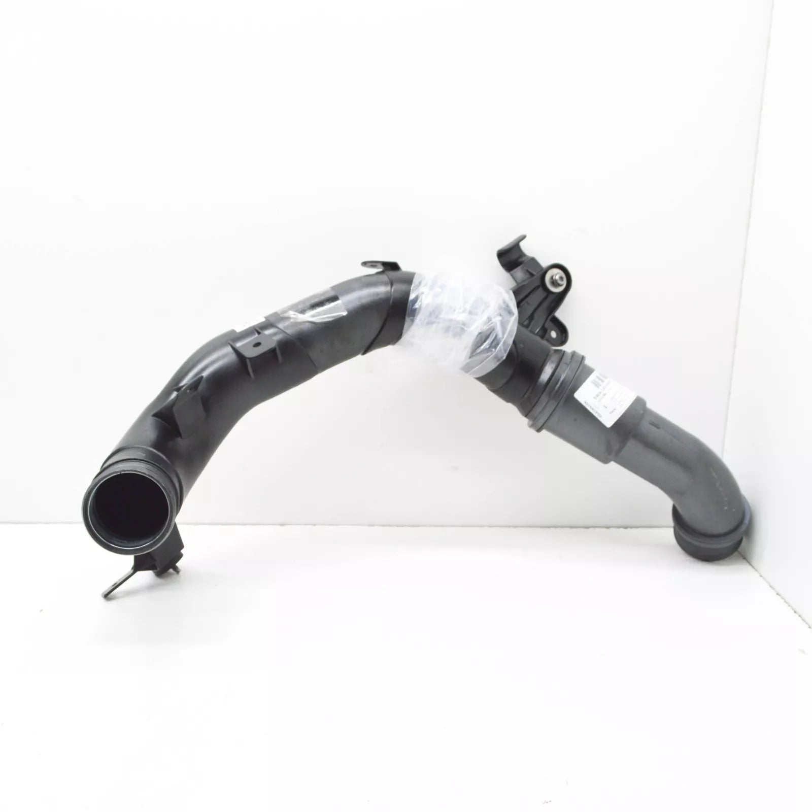 NEW VOLKSWAGEN ARTEON 3H7 CHARGE AIR TUBE 5WA145840D ORIGINAL