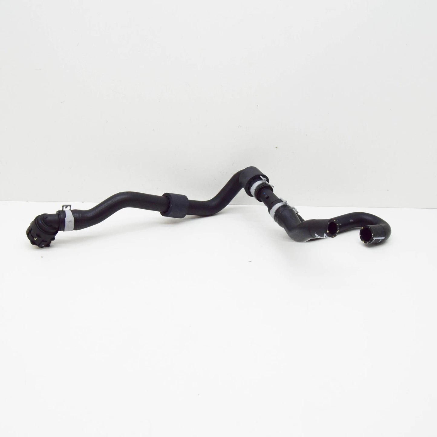 NEW VW GOLF CD MK8 COOLANT HOSE WITH QUICK RELEASE COUPLING 5Q0122051ER ORIGINAL