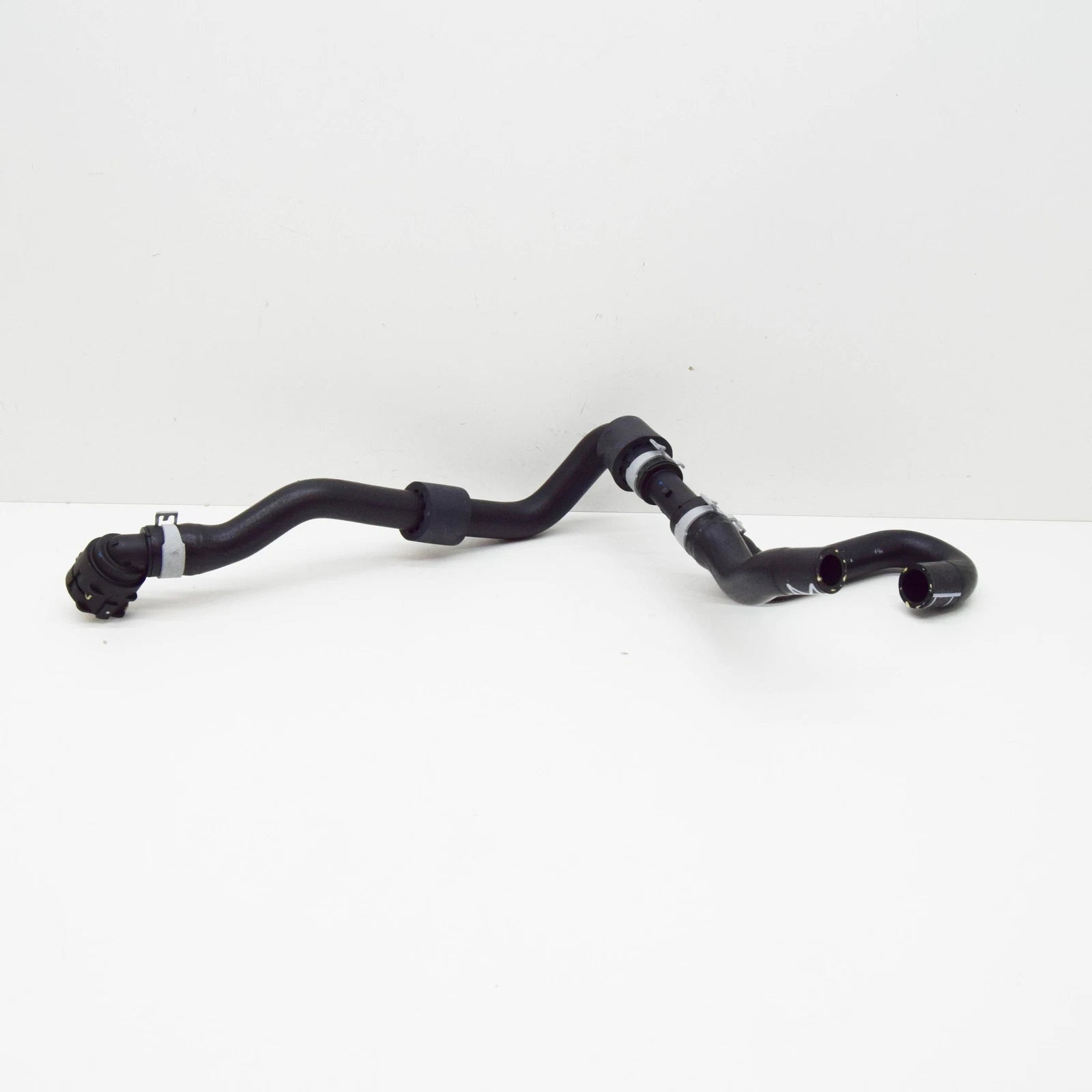 NEW VW GOLF CD MK8 COOLANT HOSE WITH QUICK RELEASE COUPLING 5Q0122051ER ORIGINAL