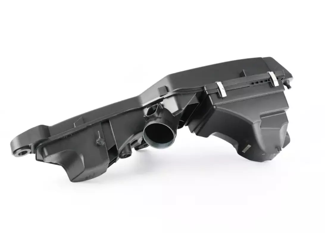 NEW BMW 3 F30 AIR INTAKE CLEANER FILTER BOX 7604305 13717604305 ORIGINAL