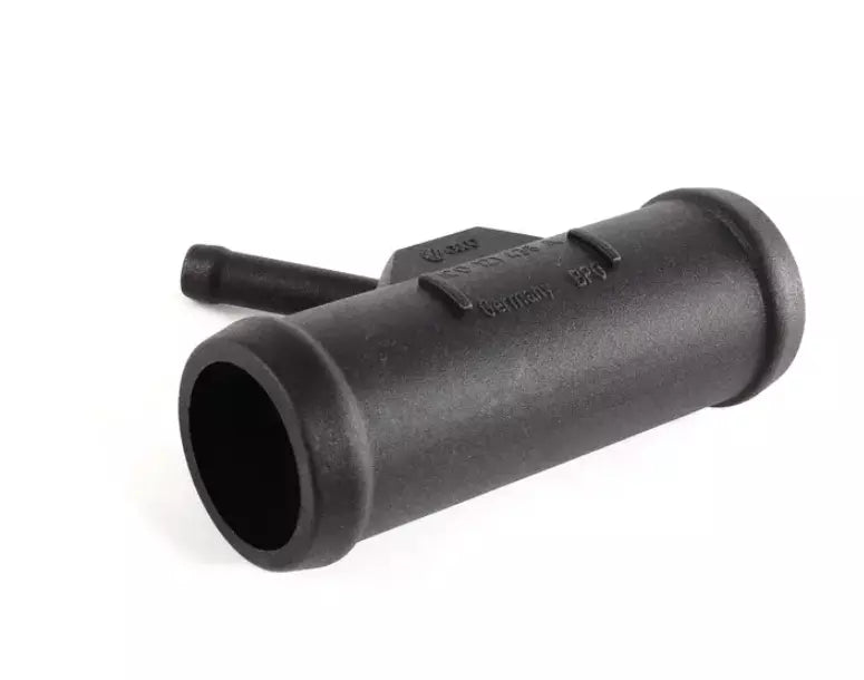 NEW VOLKSWAGEN BEETLE 9C COOLING SYSTEM FLANGE DISTRIBUTOR 1C0121438A ORIGINAL