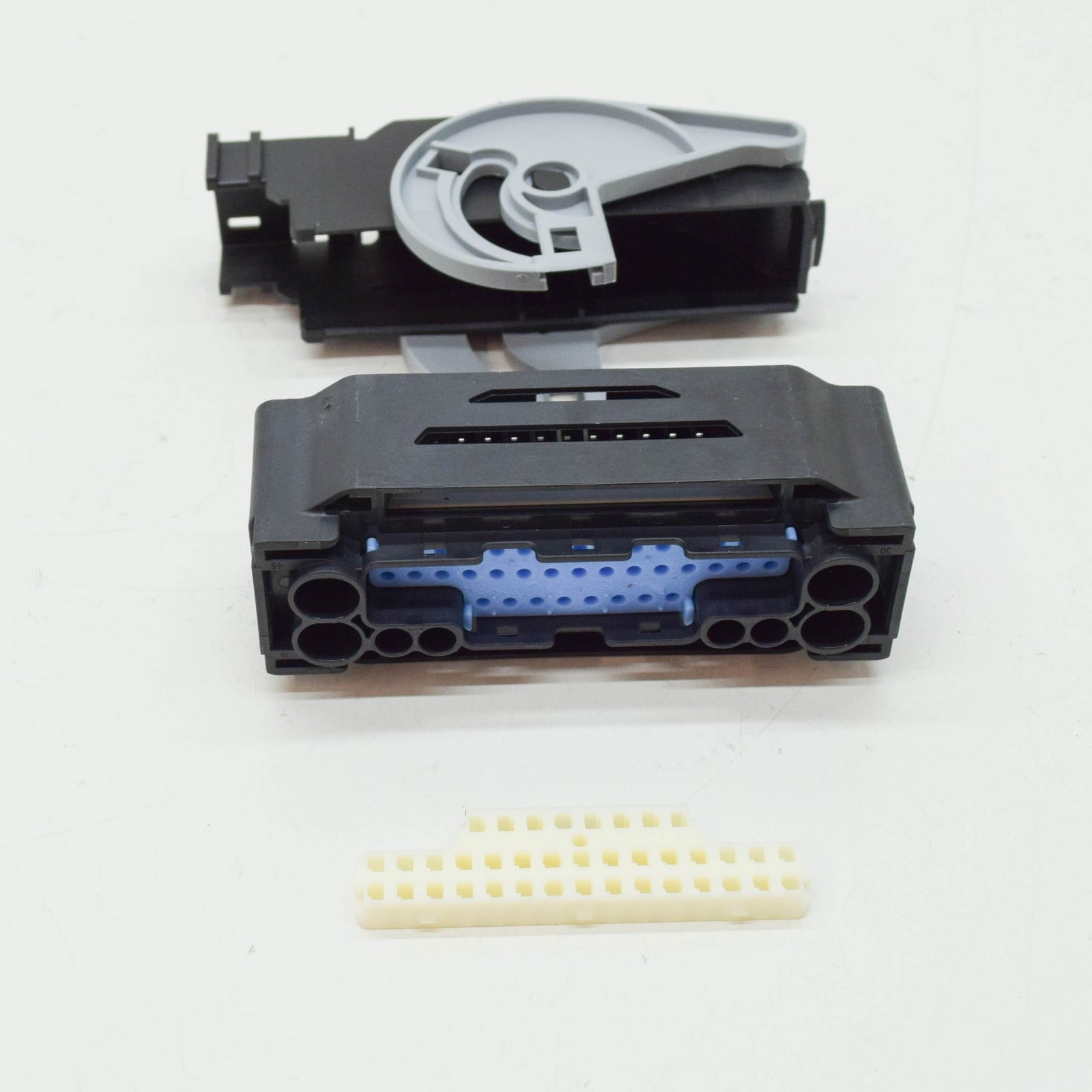 NEW VW TIGUAN AD MK2 LOCKING MECHANISM FLAT HOUSING CONTACT 4M0998046 ORIGINAL