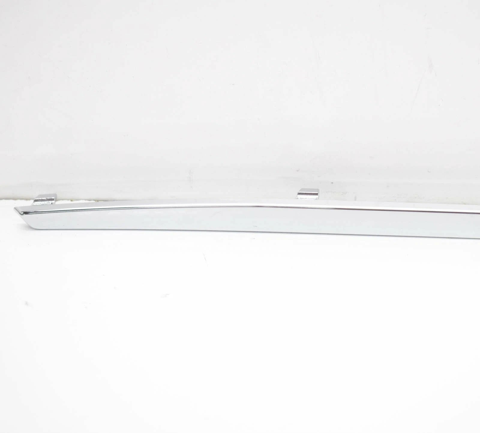 NEW MERCEDES-BENZ E C207 REAR BUMPER LEFT ORNAMENTAL TRIM A2078800182