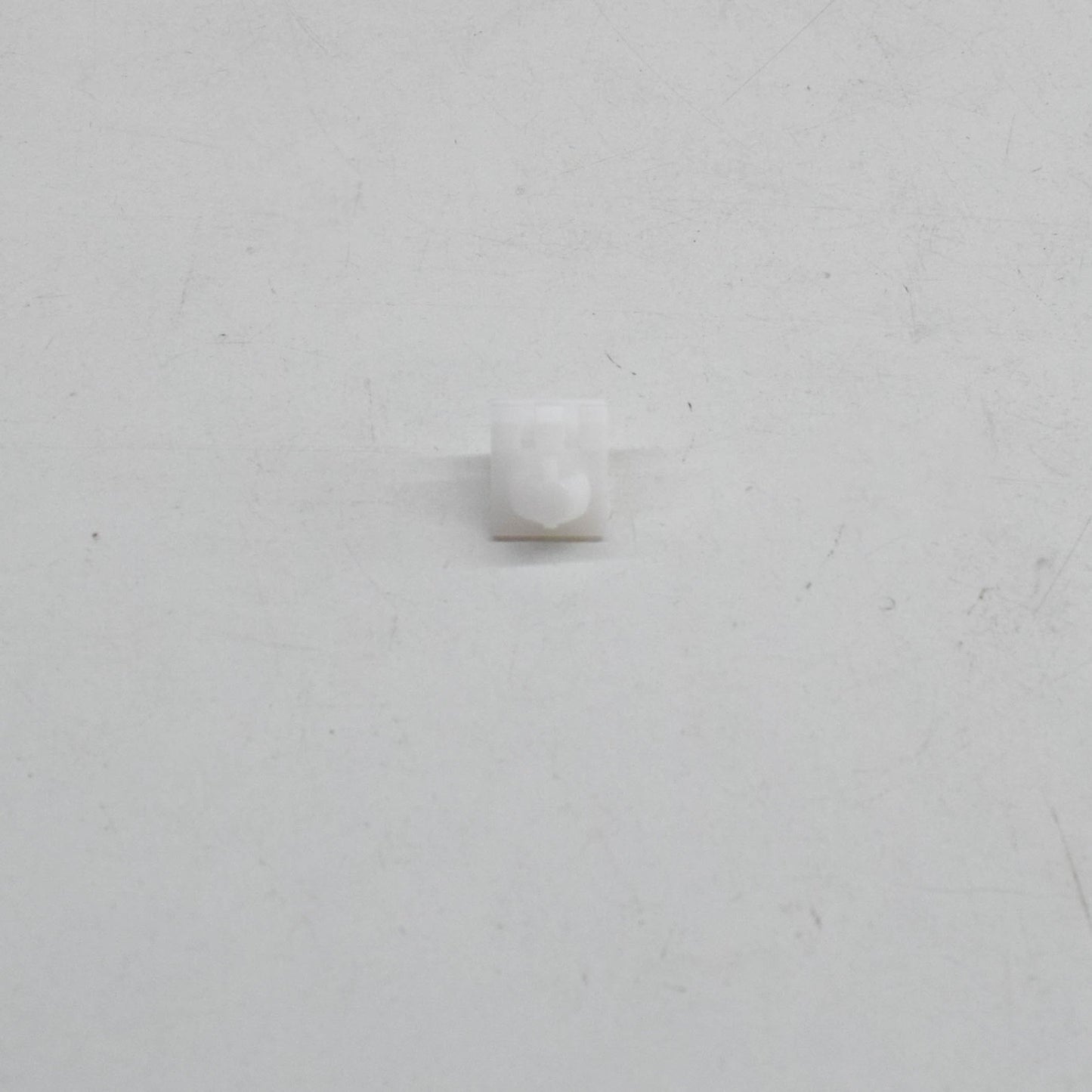 NEW MERCEDES-BENZ CLA COUPE C117 LEFT ROCKER MOLDING CLIP A0019910371 ORIGINAL