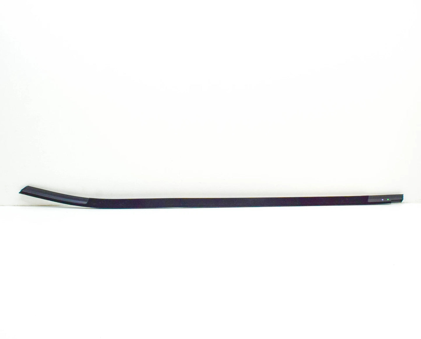 NEW BMW X3 F25 FRONT RIGHT EXTERIOR DOOR WINDOW WEATHERSTRIP 51337317906