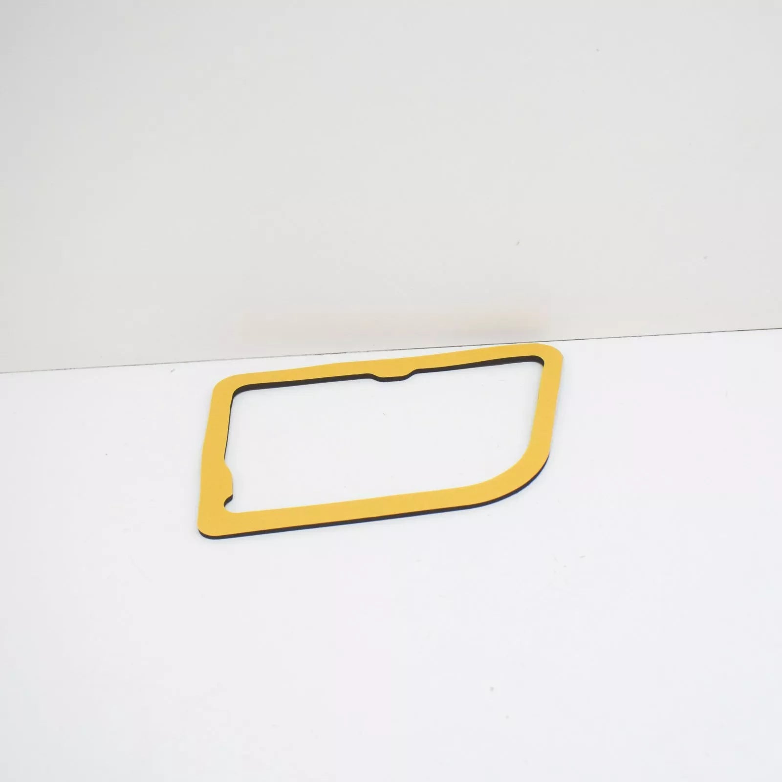 NEW BMW X5 E70 REAR LEFT LIGHT INNER GASKET SEAL 63217288973 2010 ORIGINAL