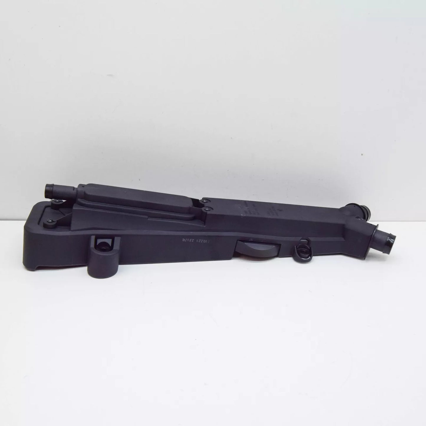 NEW AUDI A8 4H RIGHT ENGINE OIL SEPARATOR 07P103464F ORIGINAL