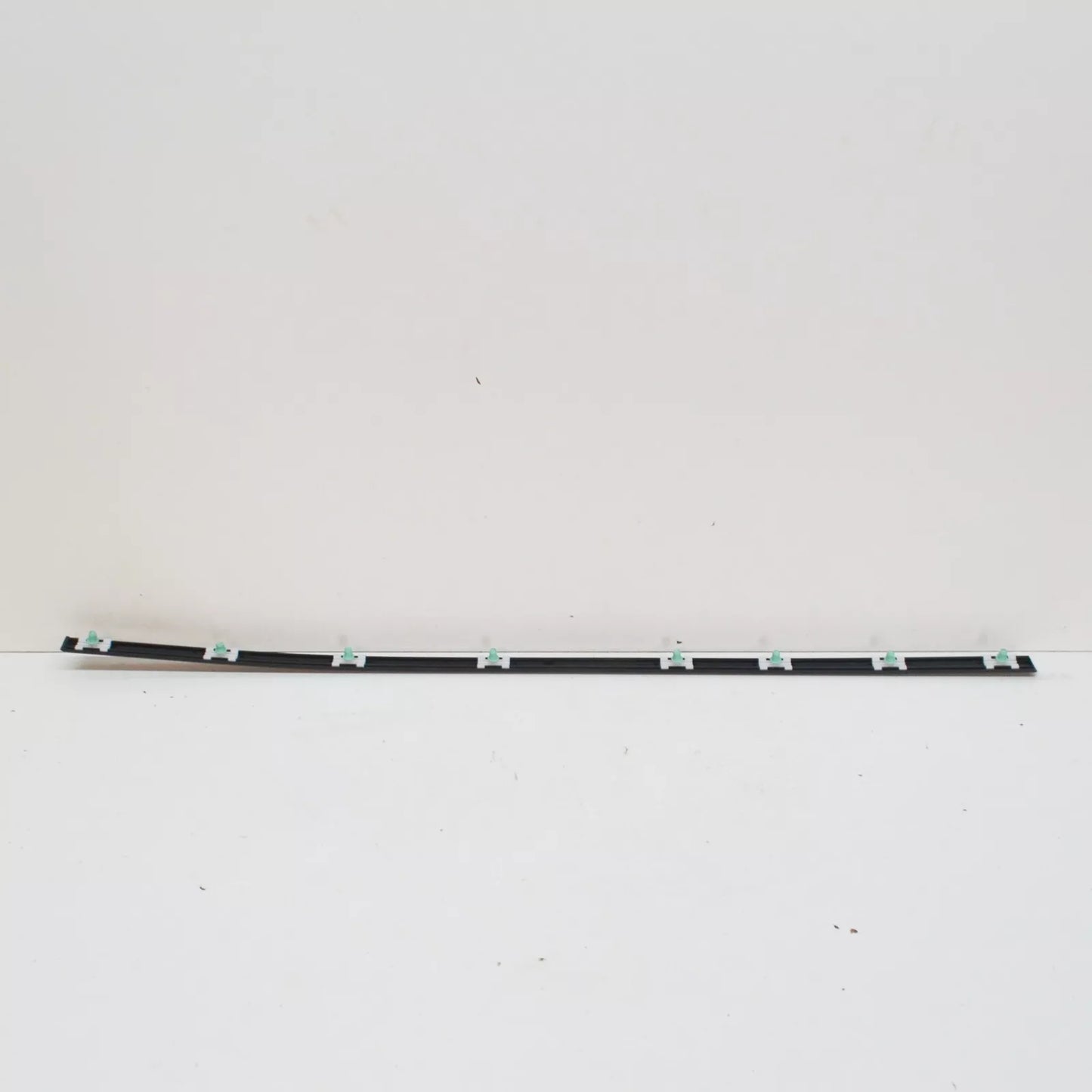 NEW BMW 3 E46 FRONT LEFT DOOR MOLDING 51138208449 8208449 ORIGINAL