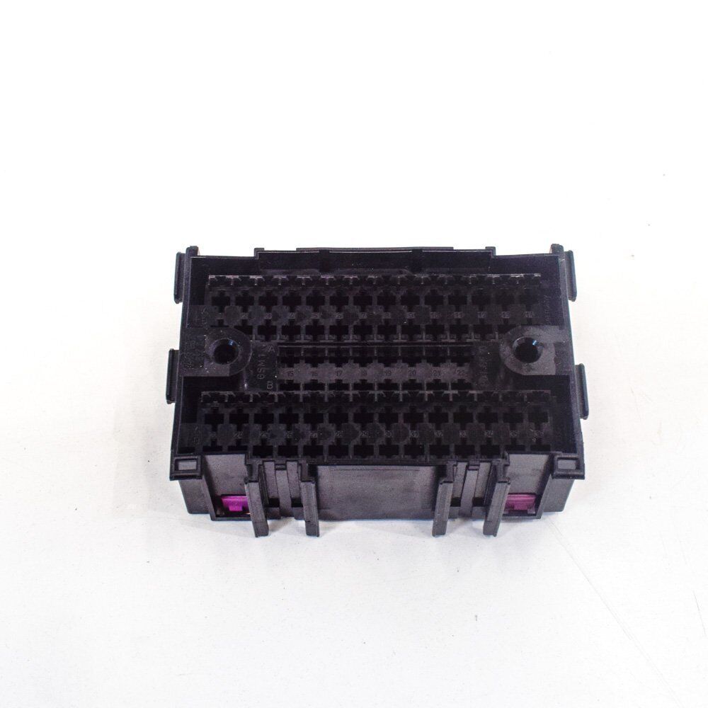 NEW VOLKSWAGEN TRANSPORTER T5 FUSE HOLDER 7H0937617A 2013 ORIGINAL