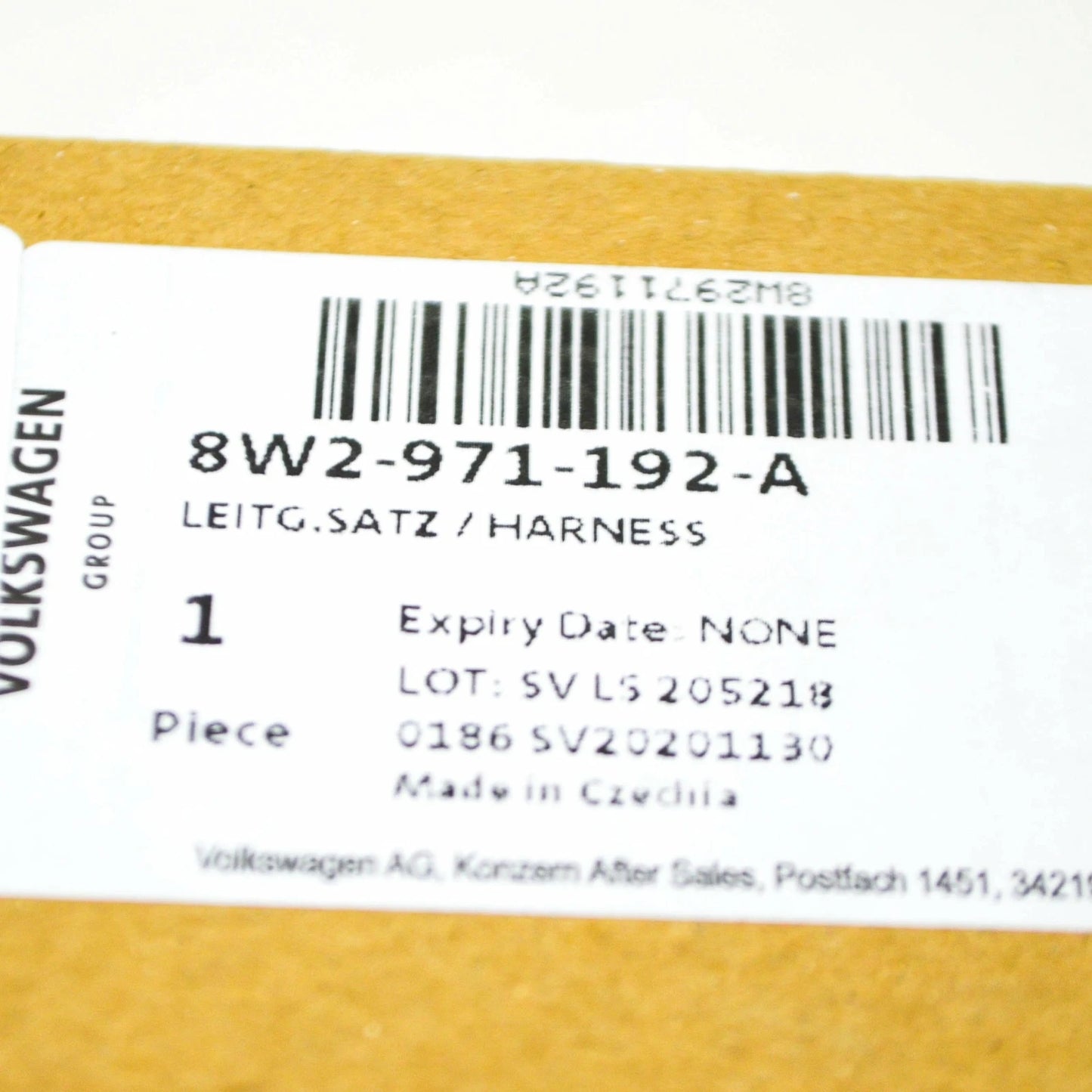 NEW AUDI A4 B9 FRONT CAMERA 4 PIN ADAPTER CABLE LOOM 8W2971192A