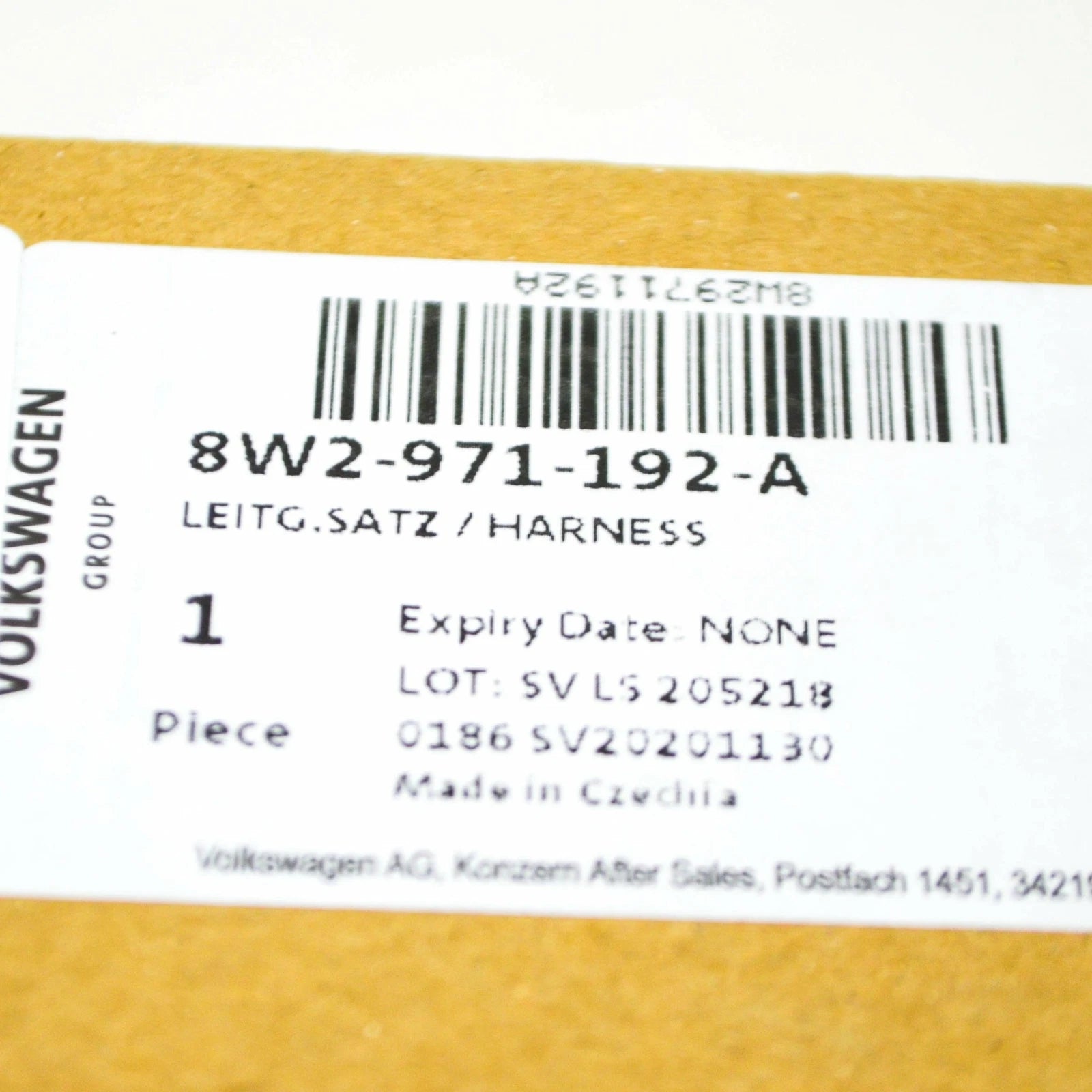 NEW AUDI A4 B9 FRONT CAMERA 4 PIN ADAPTER CABLE LOOM 8W2971192A