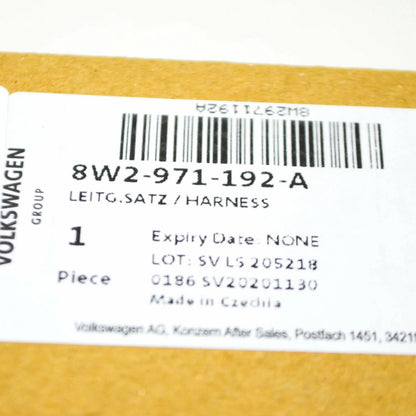 NEW AUDI A4 B9 FRONT CAMERA 4 PIN ADAPTER CABLE LOOM 8W2971192A