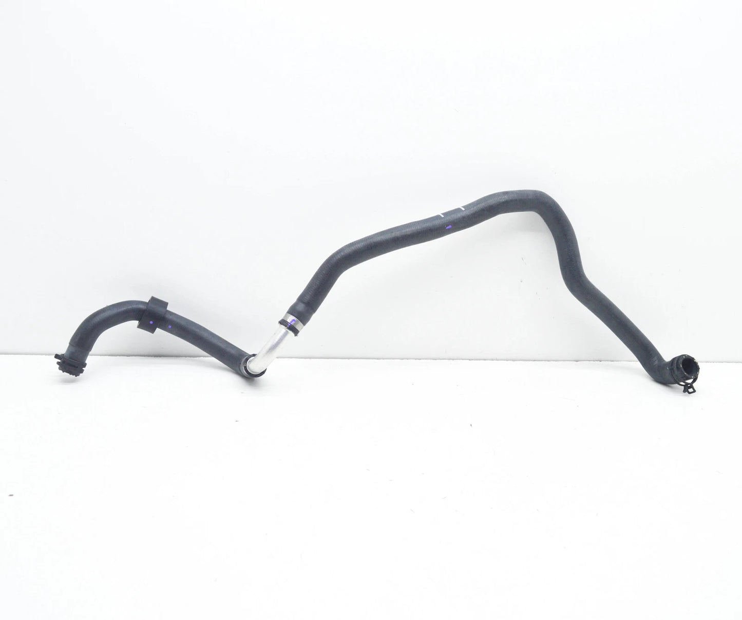 NEW MB GL X166 HEAT EXCHANGER TO EXPANSION TANK HOSE LHD A1668300696