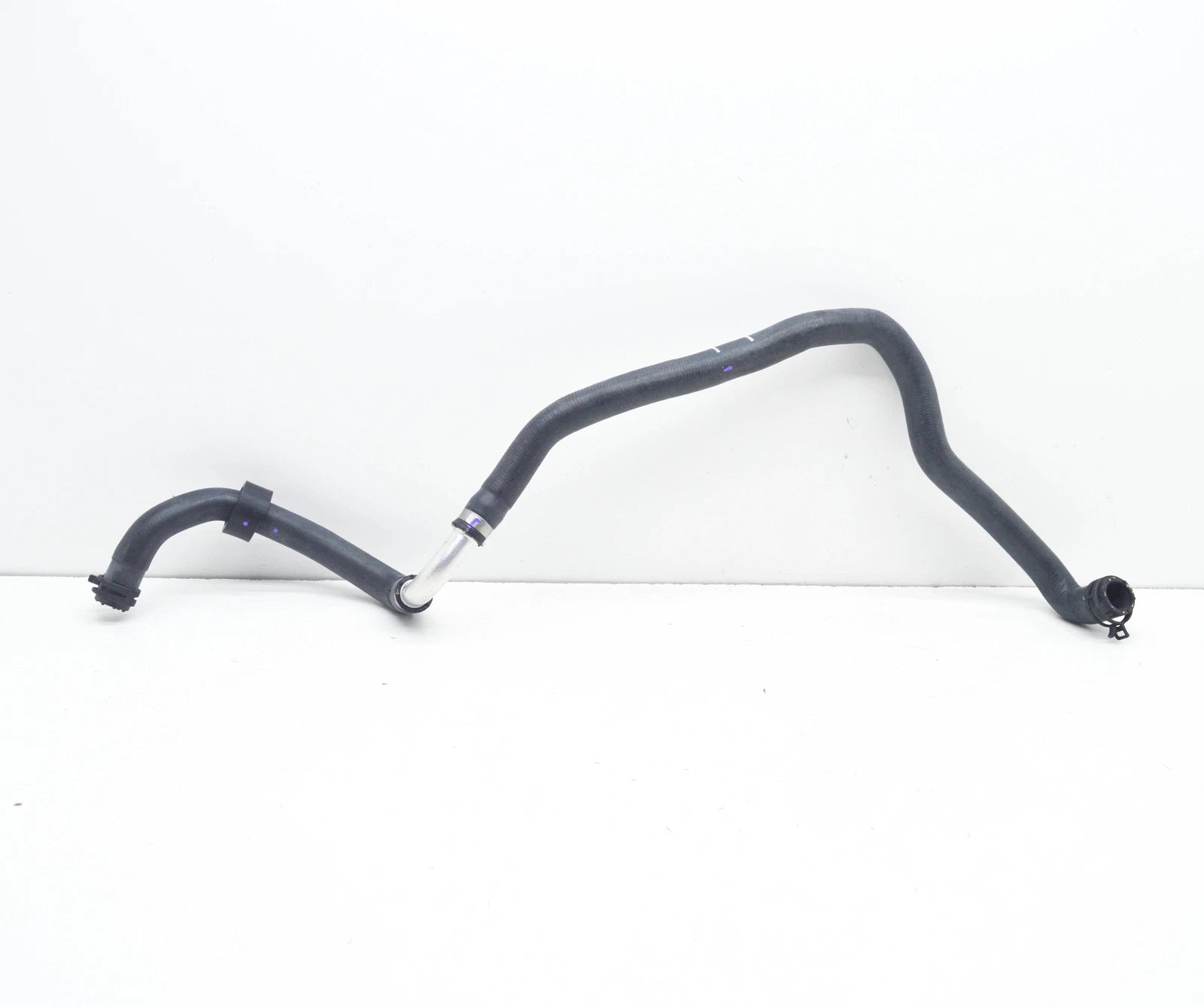 NEW MB GL X166 HEAT EXCHANGER TO EXPANSION TANK HOSE LHD A1668300696