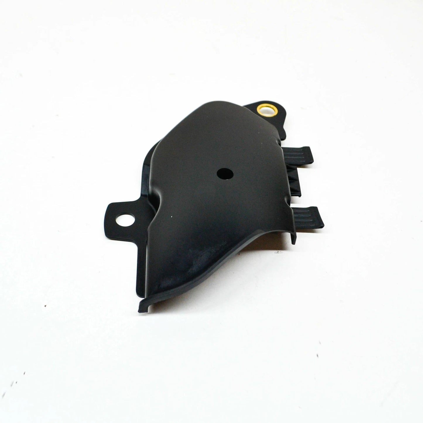 NEW MB GLC X253 ENGINE COMPARTMENT RIGHT LOWER COVER A2535242400 ORIGINAL