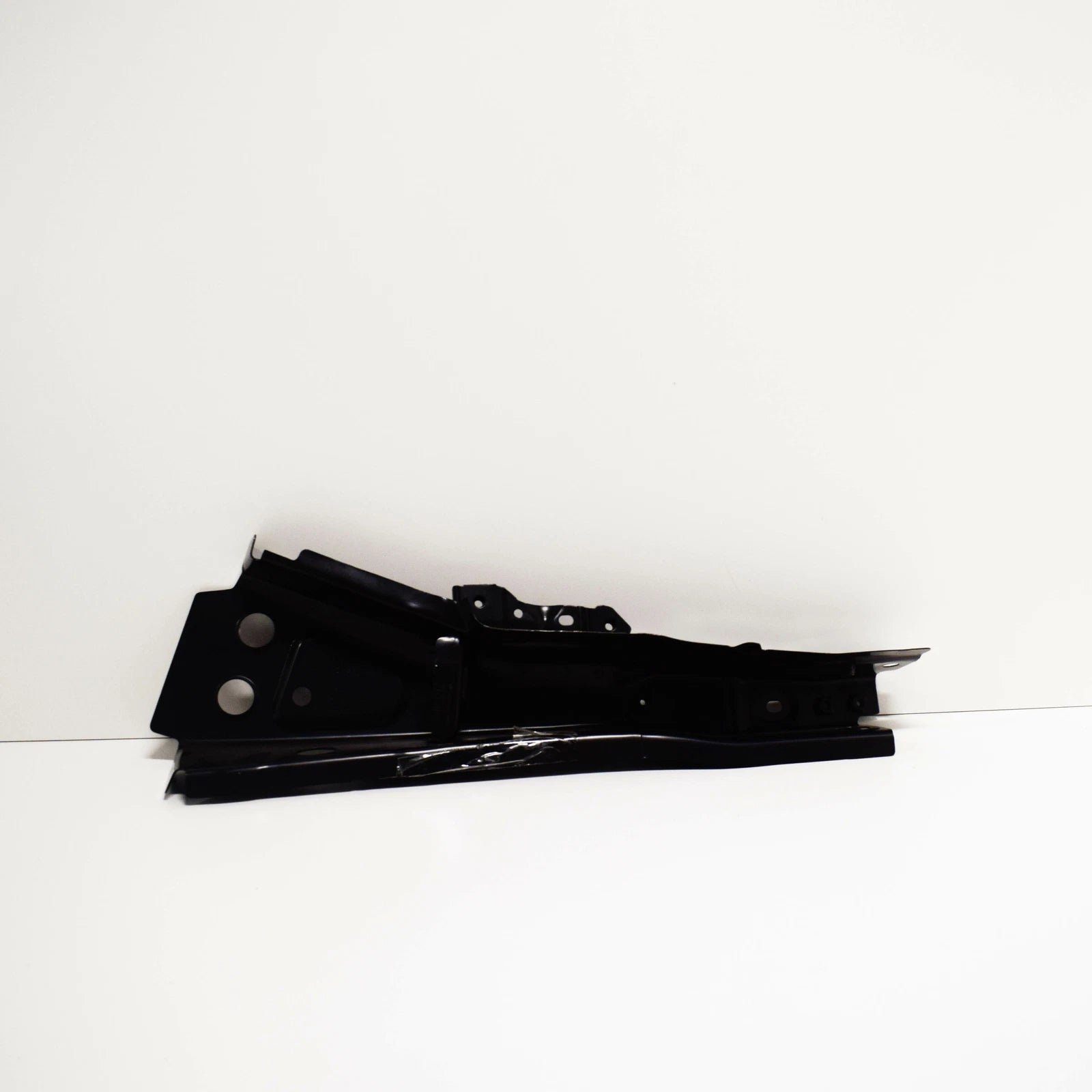 NEW VOLKSWAGEN TOURAN MK2 FRONT LEFT SIDE MEMBER PART 5TA810135D ORIGINAL