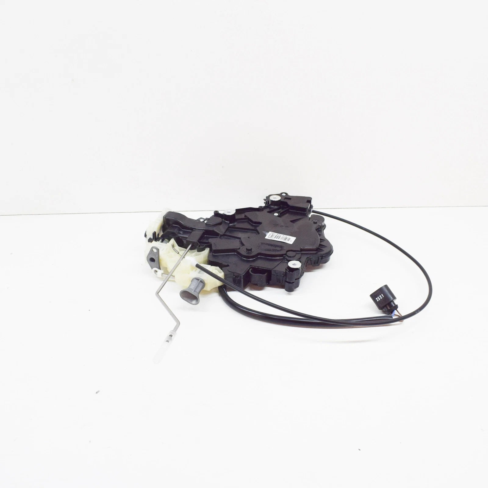 NEW VW CADDY 2K MK3 LEFT SLIDING DOOR REMOTE OPERATED LOCK 2K5843653C ORIGINAL