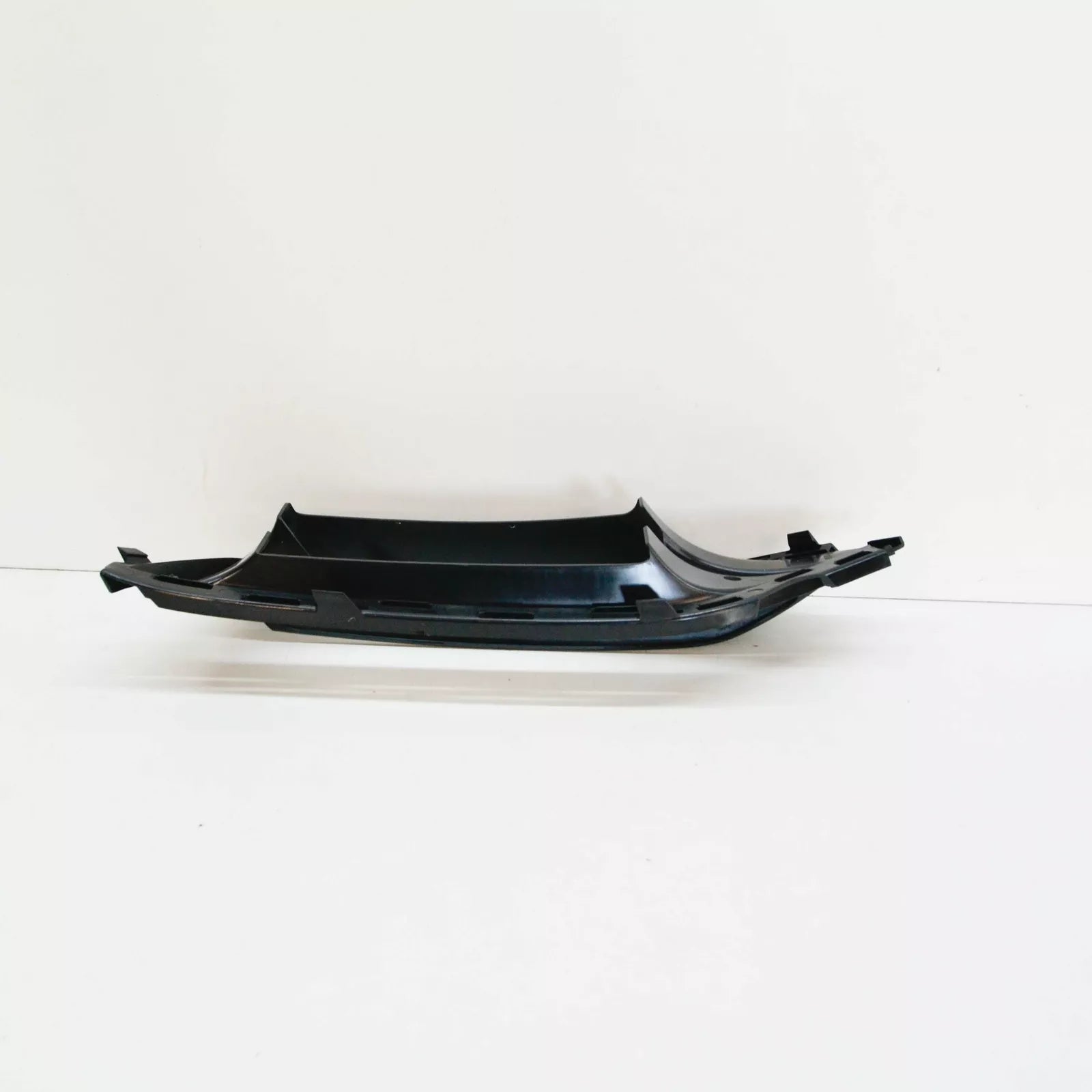 NEW MB C W205 FRONT BUMPER LEFT LOWER GRILLE COVER A2058858004