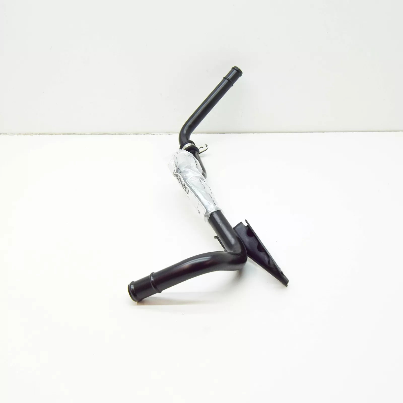 NEW AUDI A3 SPORTBACK 8P ENGINE COOLANT WATER PIPE 038121151C ORIGINAL