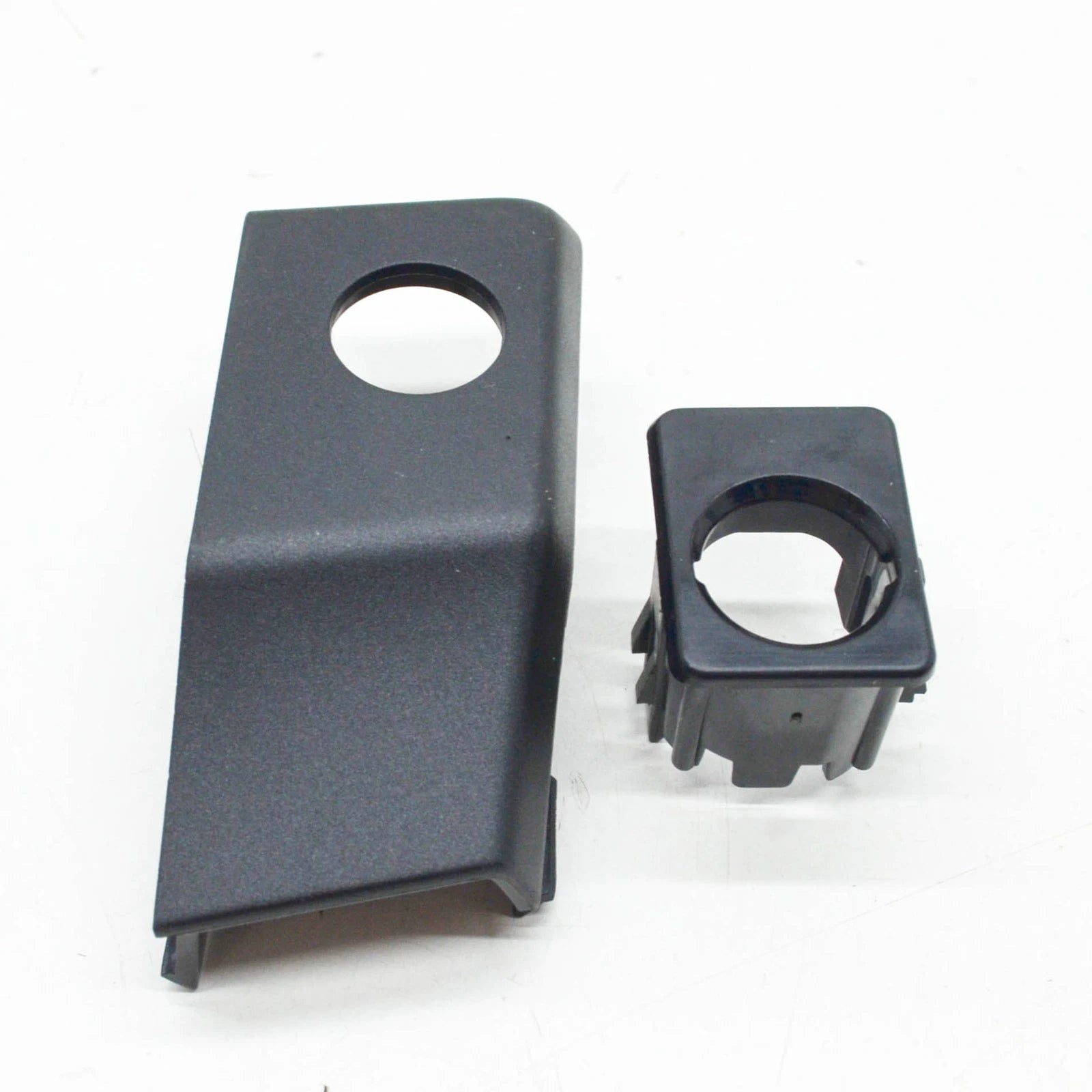 NEW AUDI A8 4H FRONT BUMPER RIGHT PDC INNER HOLDER 4H0919290F ORIGINAL