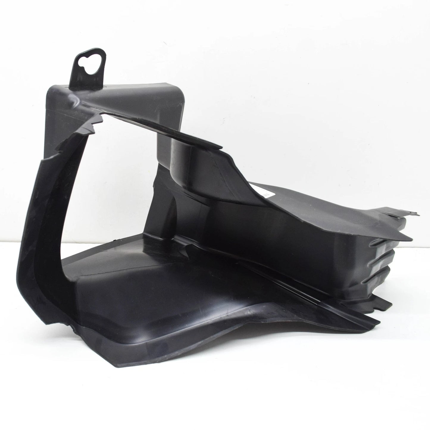 NEW AUDI A3 SPORTBACK 8YA RADIATOR RIGHT AIR GUIDE DUCT 8Y0121674D ORIGINAL