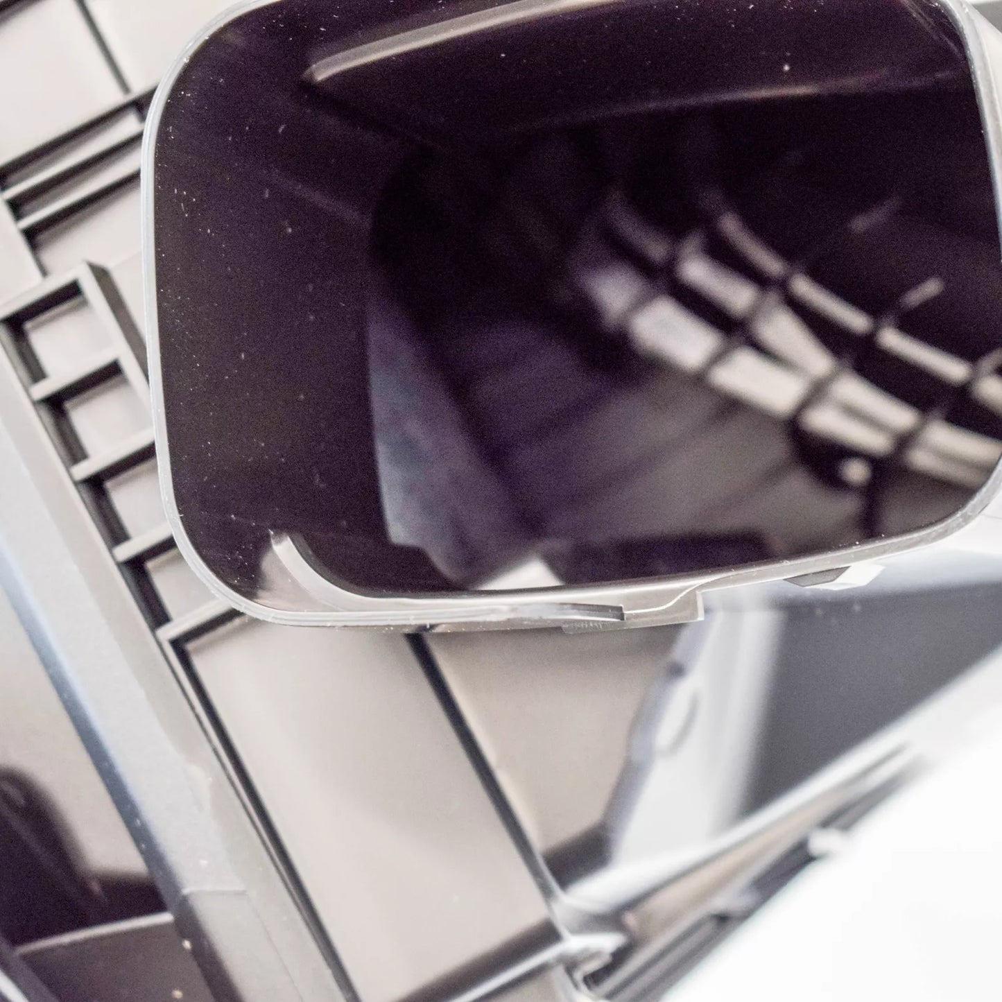 NEW BMW 1 F20 M135I AIR INTAKE MUFFLER 13718616014 2017 ORIGINAL