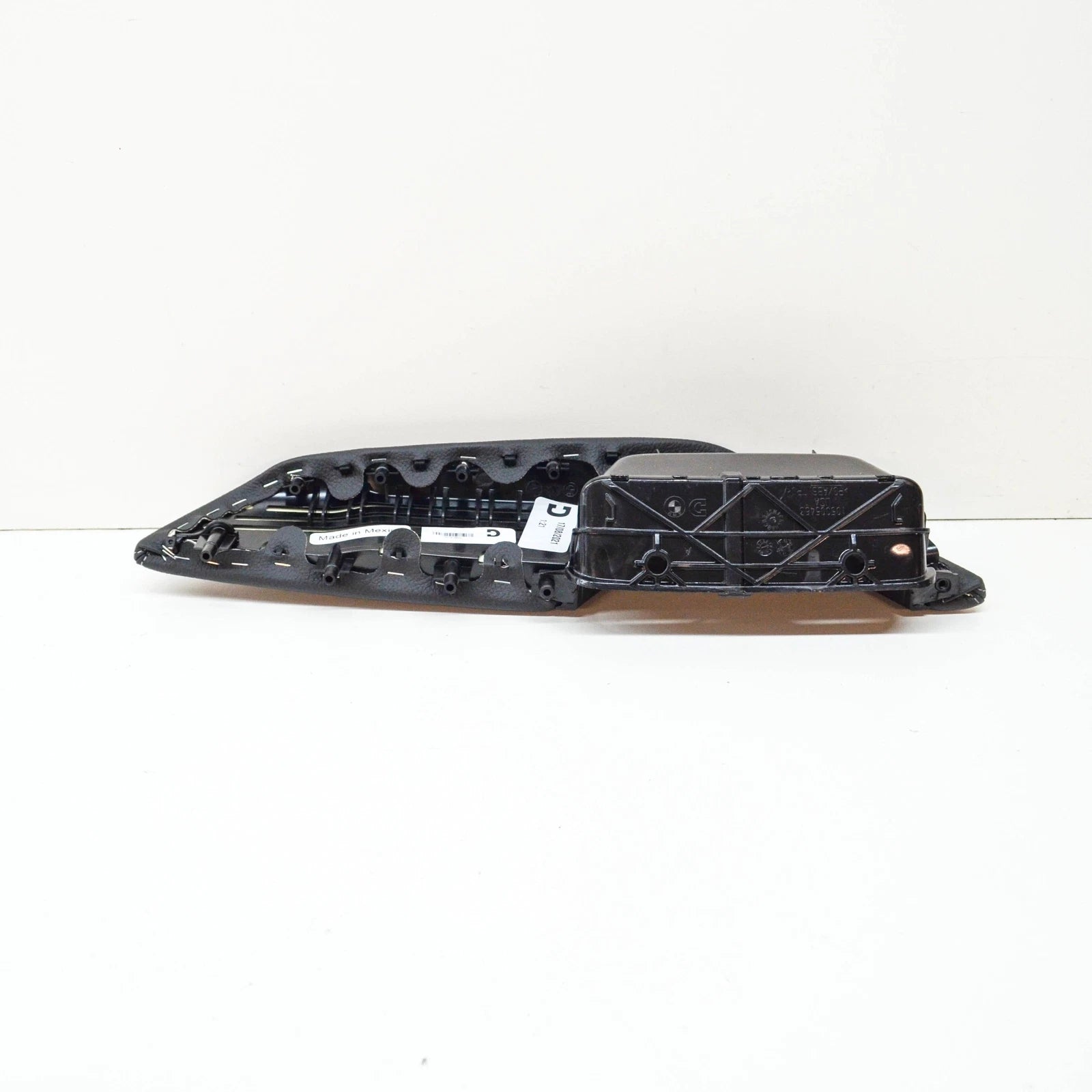 NEW BMW X4 F26 FRONT LEFT DOOR ARMREST 7250825 51417250825 ORIGINAL