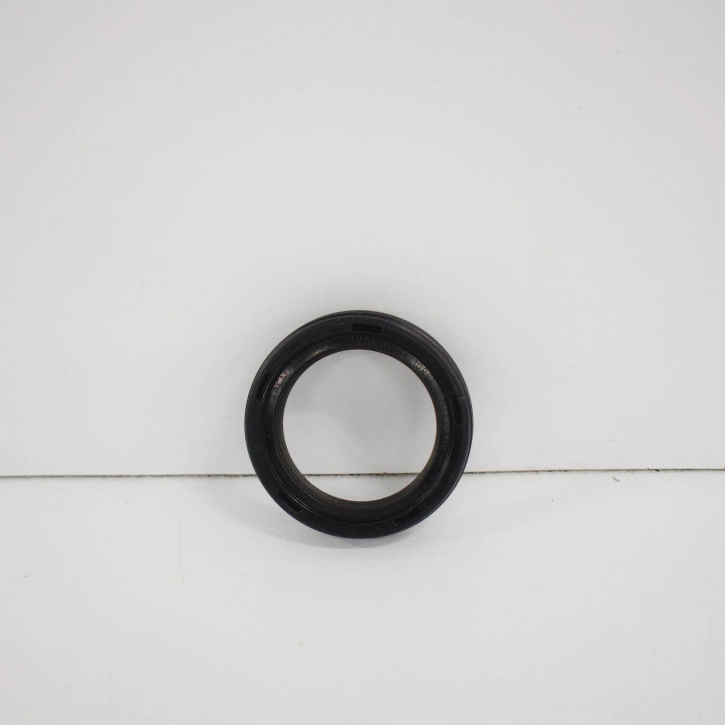 NEW AUDI A1 MK1 ENGINE CRANKSHAFT SEAL 038103085E