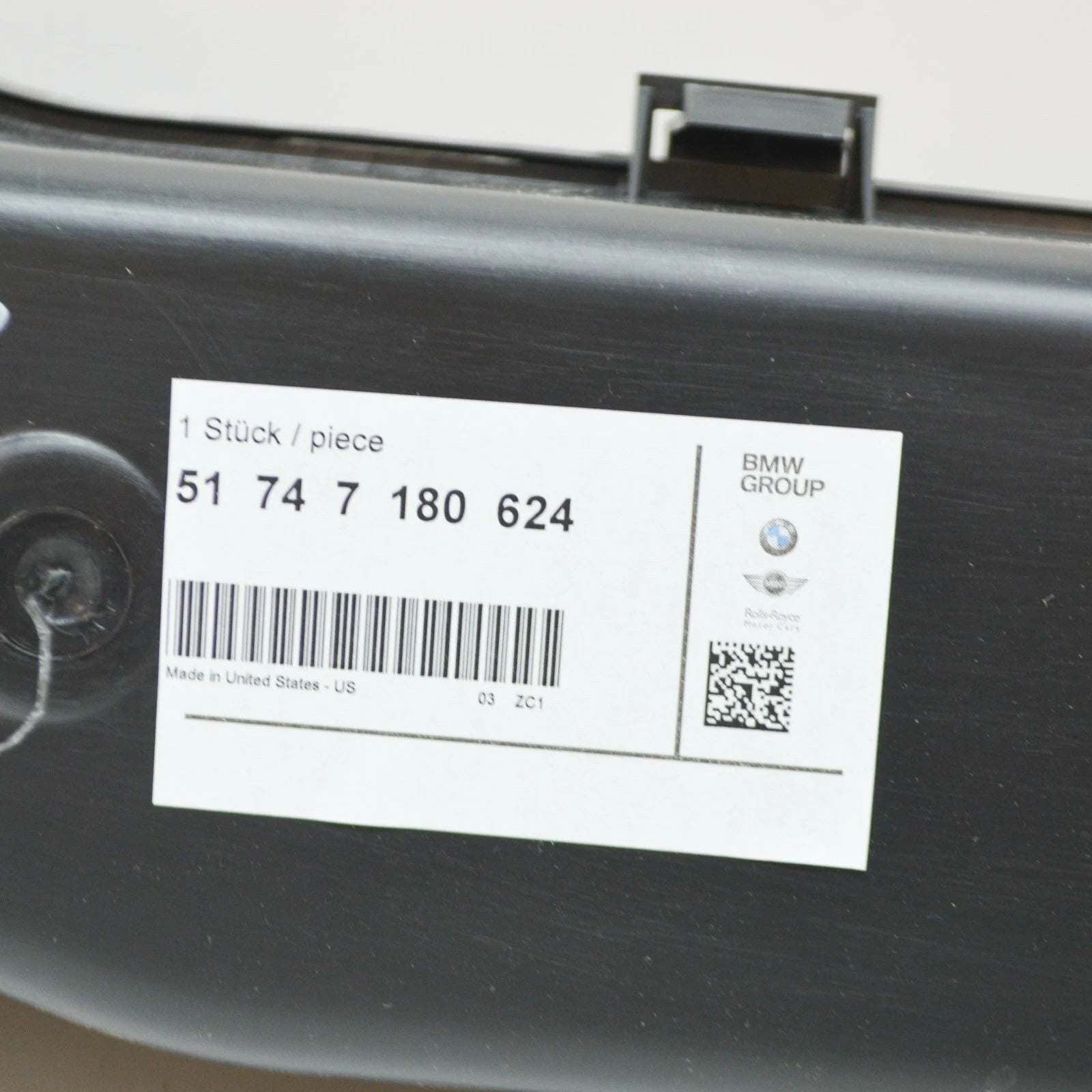 NEW BMW X6 E71 FRONT RIGHT BRAKE AIR DUCT 51747180624 7180624